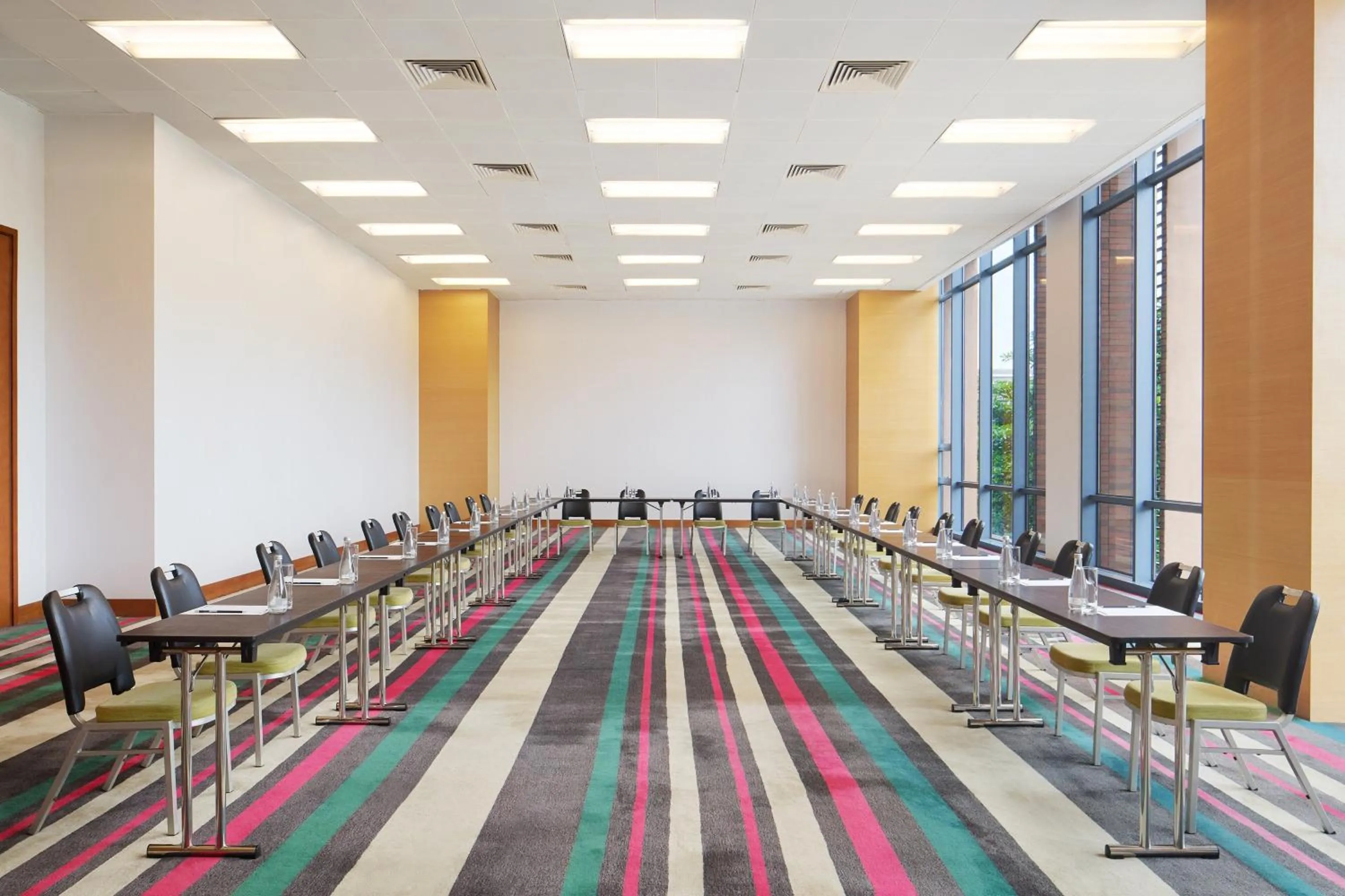 Meeting/conference room in Aloft Nanhai, Foshan