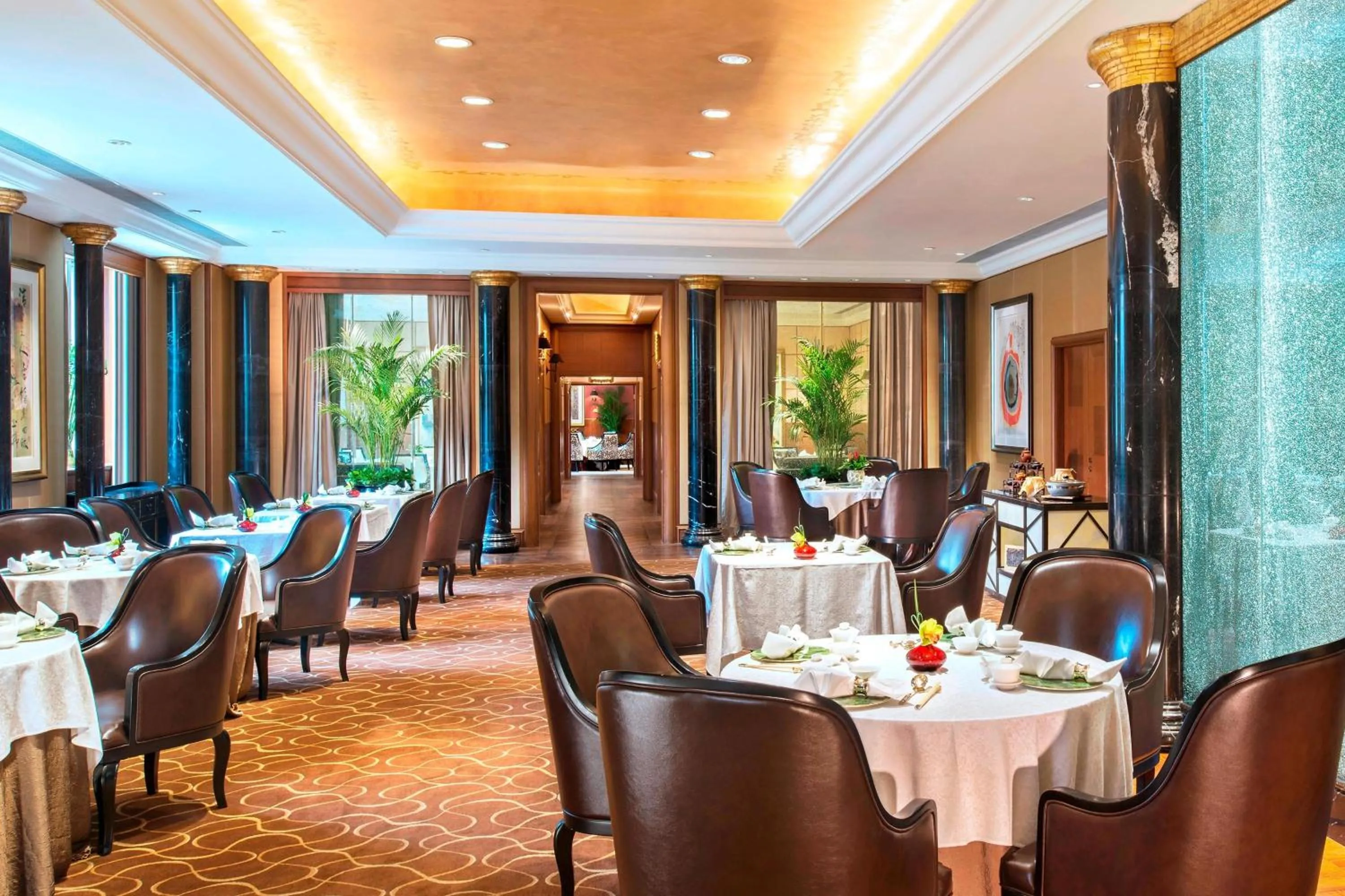 Restaurant/places to eat in The St. Regis Beijing