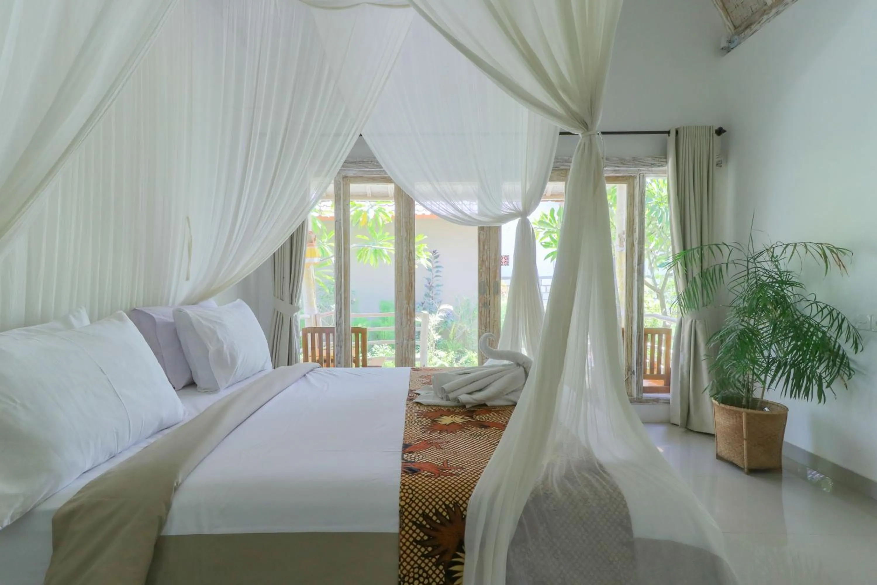 Bed in Angels Bungalow Nusa Penida