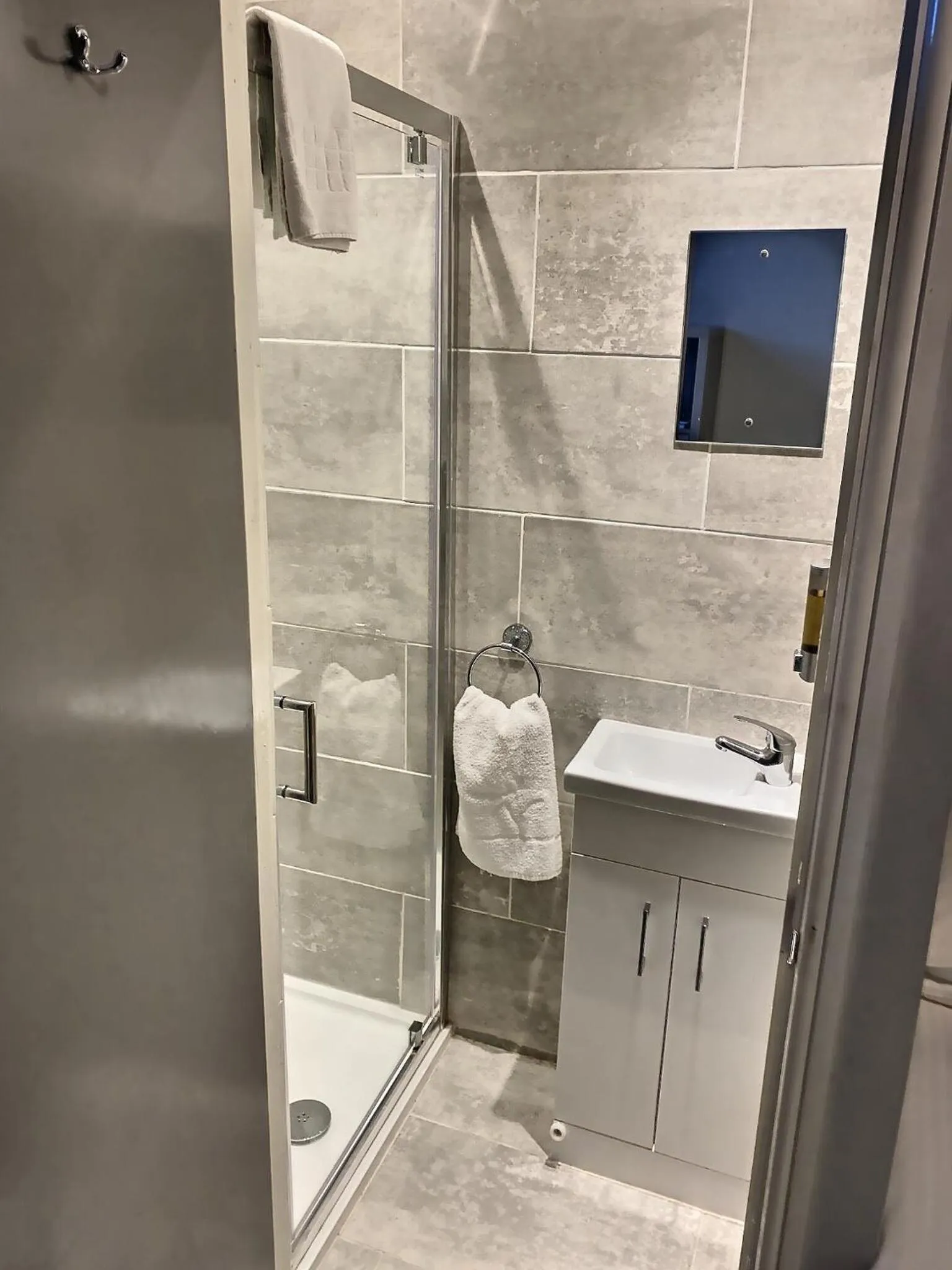 Bathroom in Chelsea Apart-Hotel