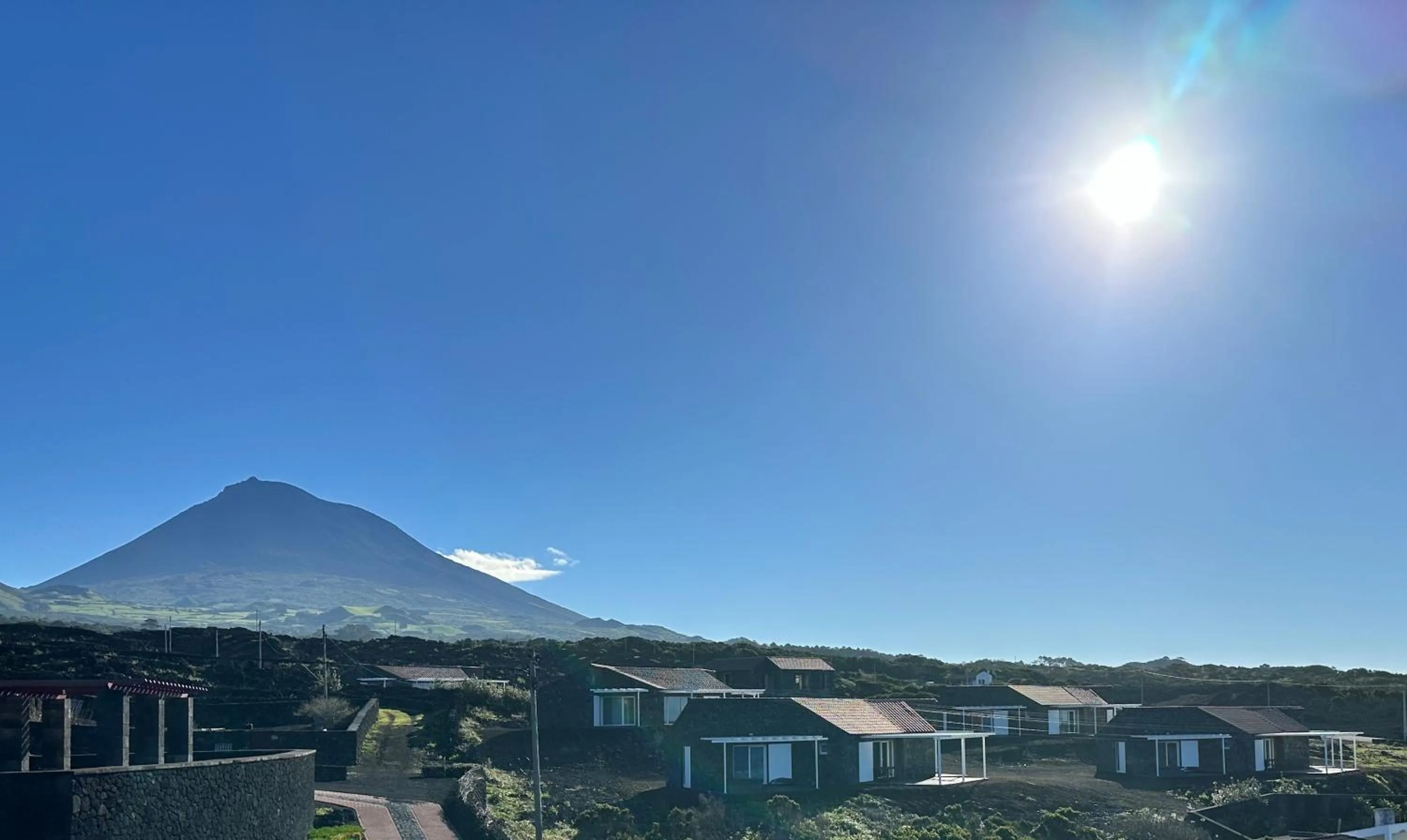 Property building in Vinhas do Calhau