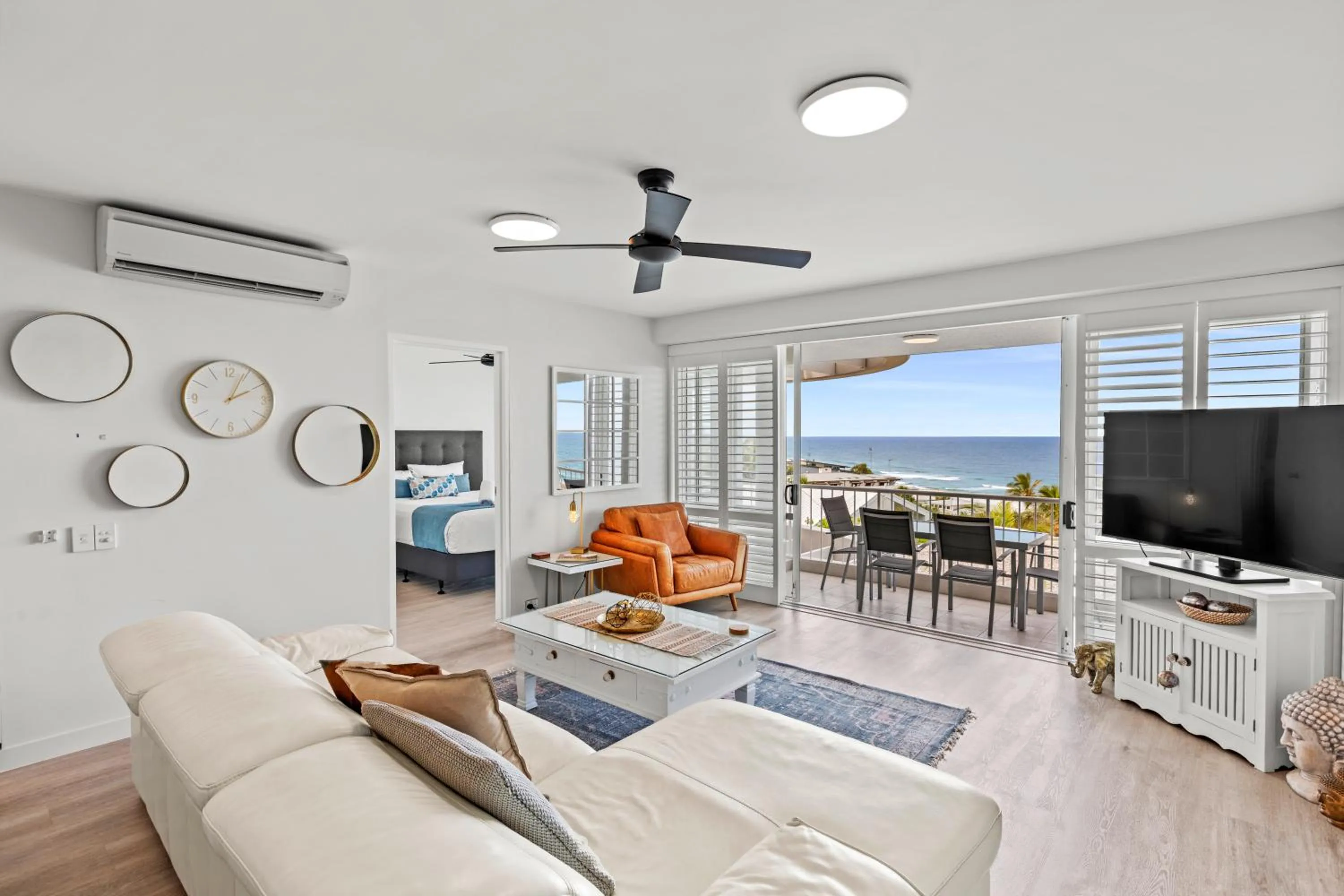 La Mer Sunshine Beachfront