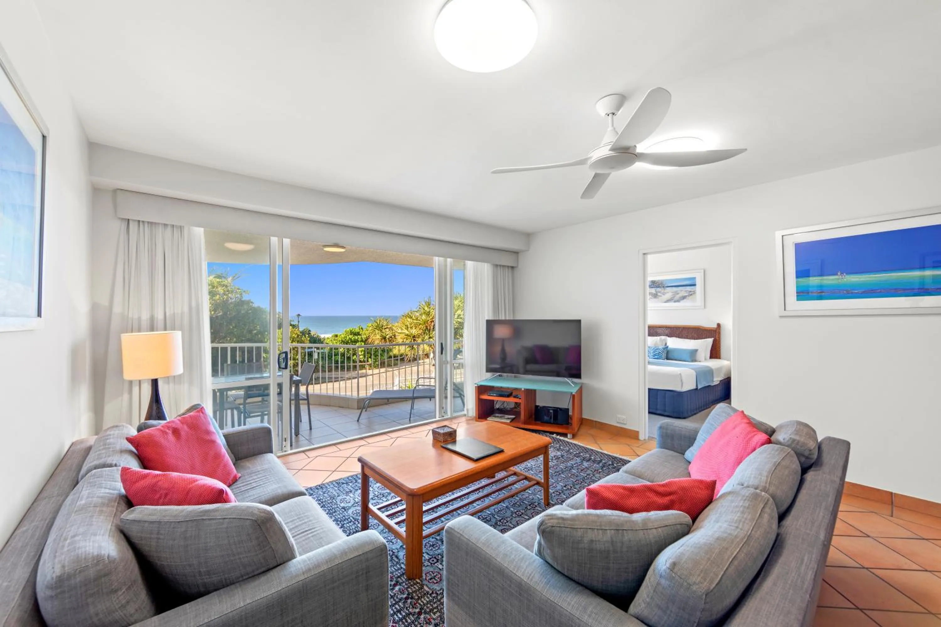 La Mer Sunshine Beachfront