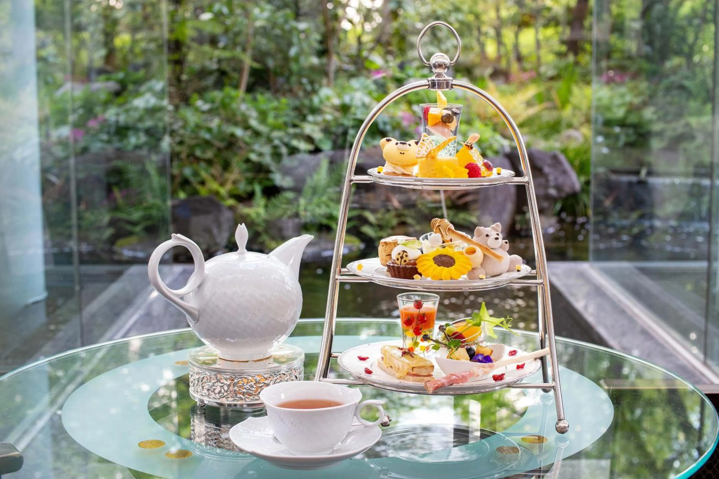 Lobby or reception in The Westin Osaka