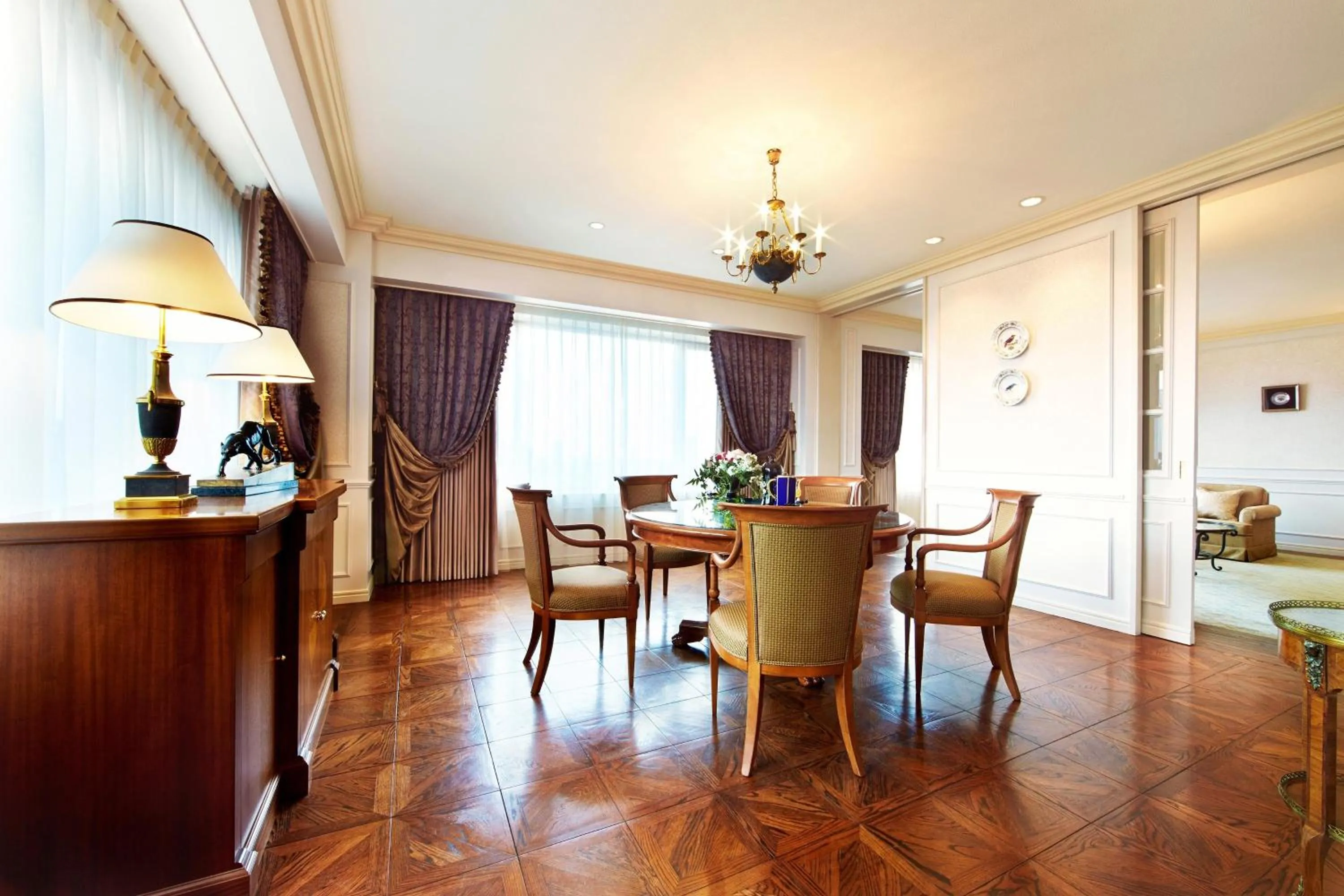 Bedroom in The Westin Osaka