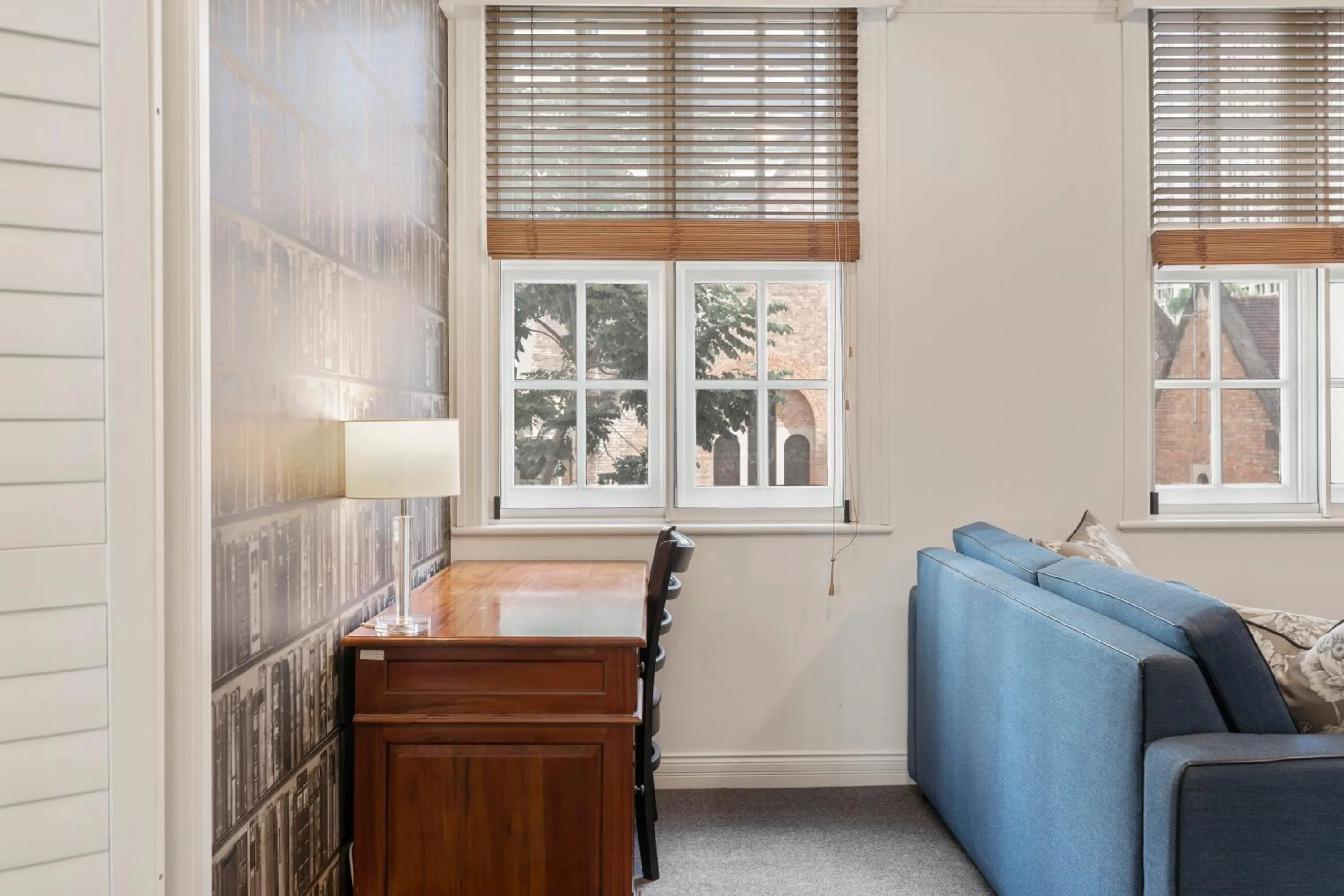 Living room in Rothbury Hotel