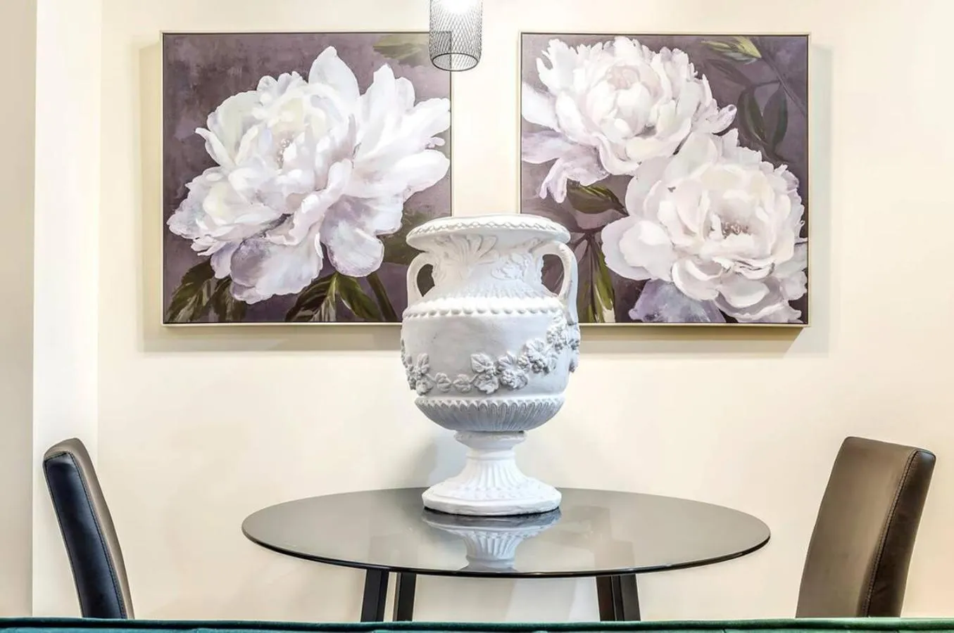 Decorative detail in Rothbury Hotel