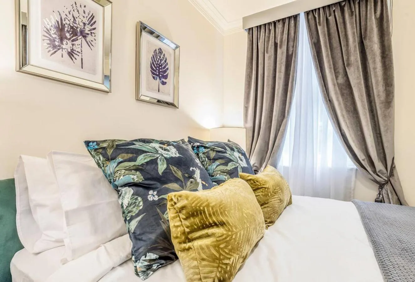 Bed in Rothbury Hotel