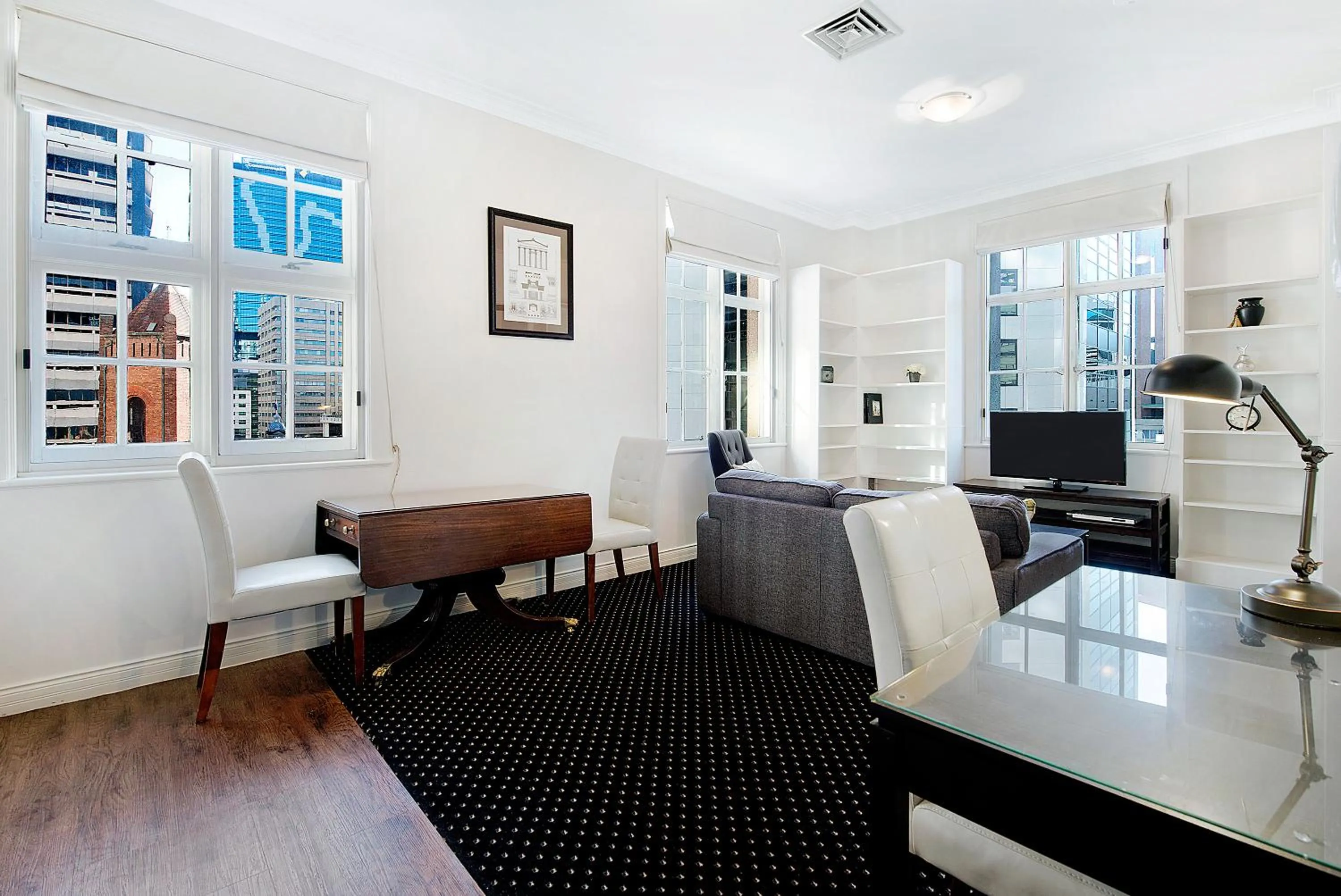 Living room in Rothbury Hotel