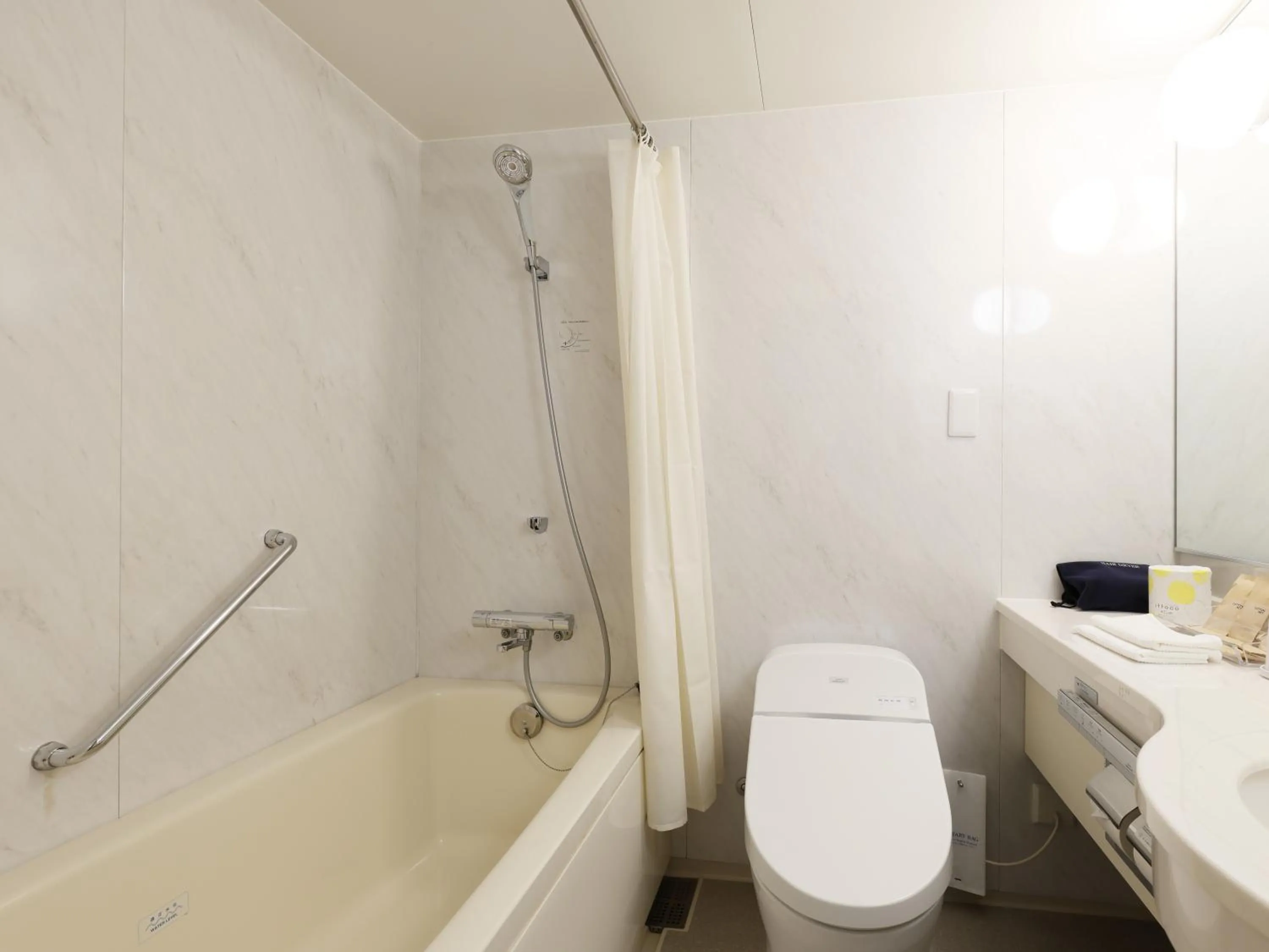 Bathroom in JR Kyushu Station Hotel Kokura