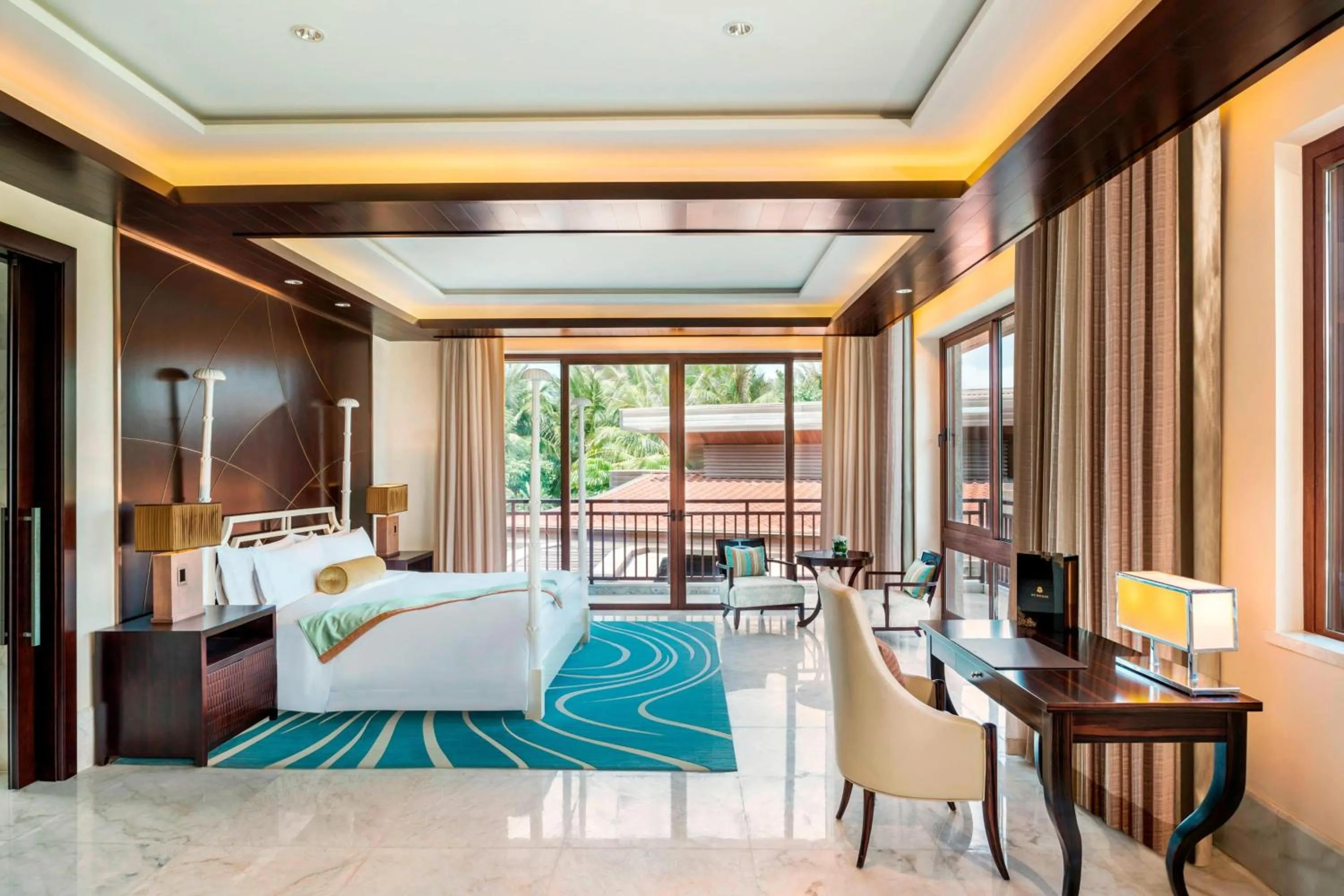 Bedroom, Bed in The St. Regis Sanya Yalong Bay Resort