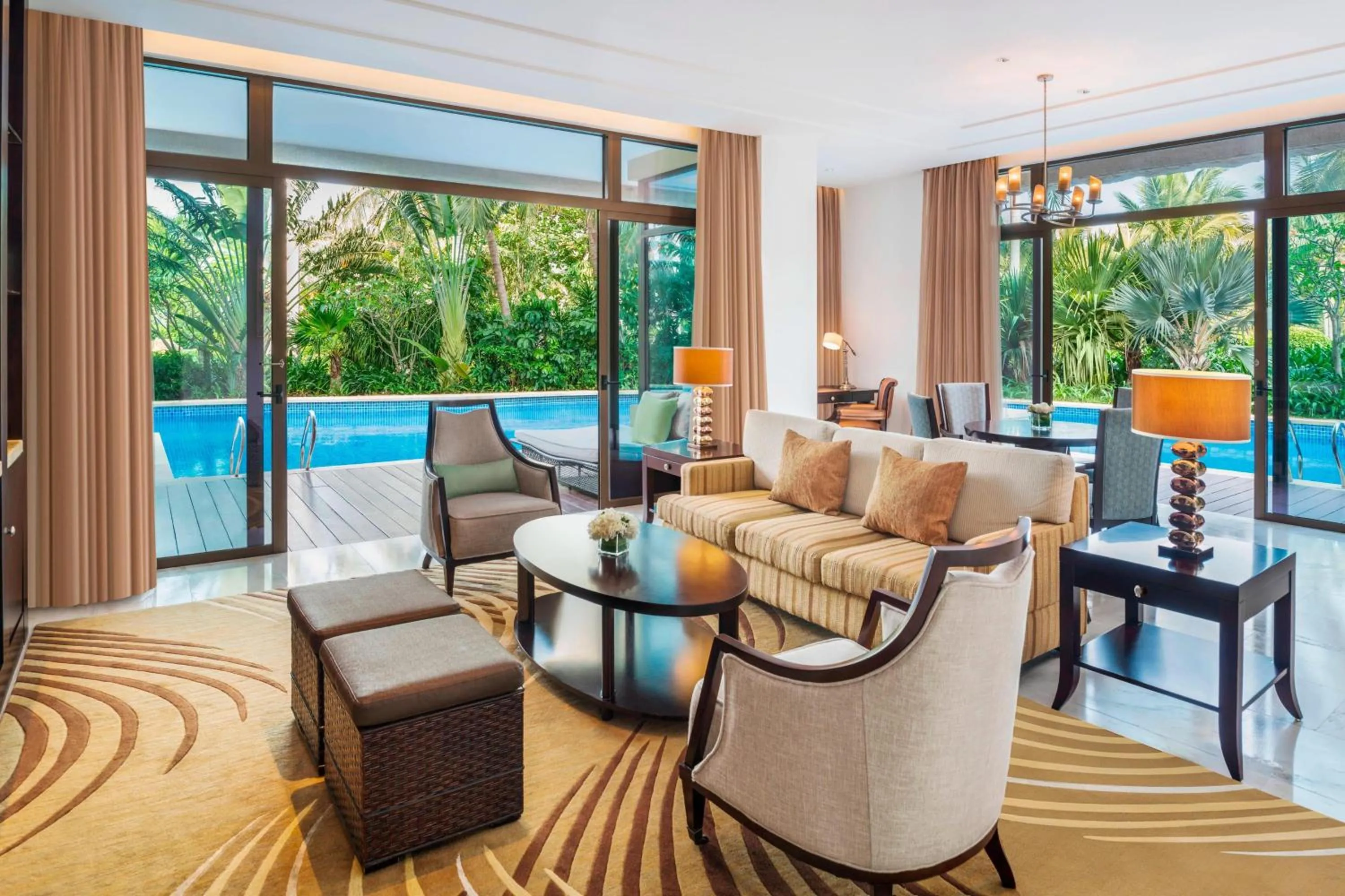 Living room in The St. Regis Sanya Yalong Bay Resort