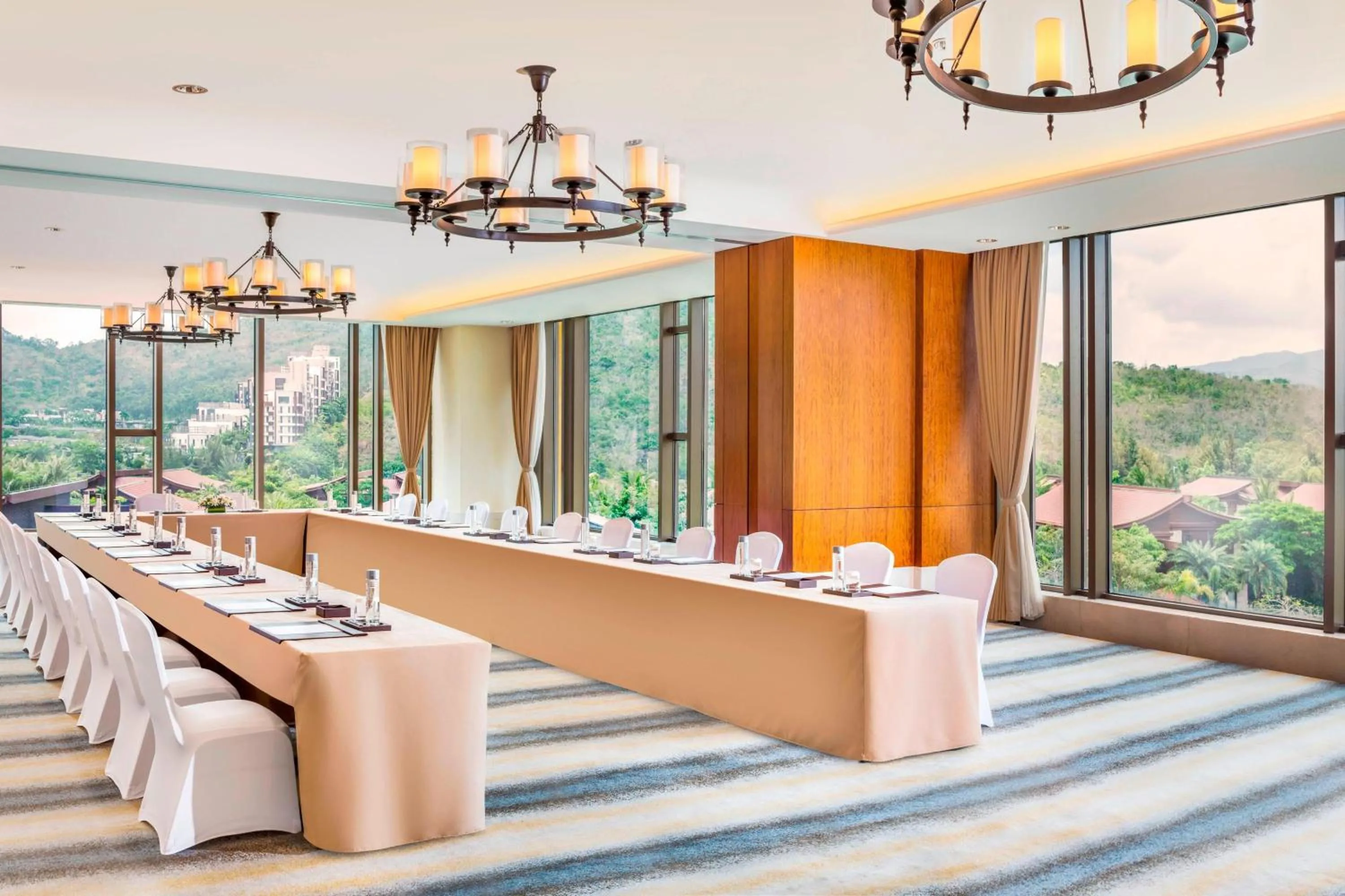 Meeting/conference room in The St. Regis Sanya Yalong Bay Resort