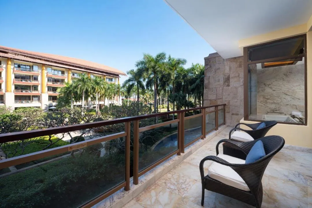 The St. Regis Sanya Yalong Bay Resort