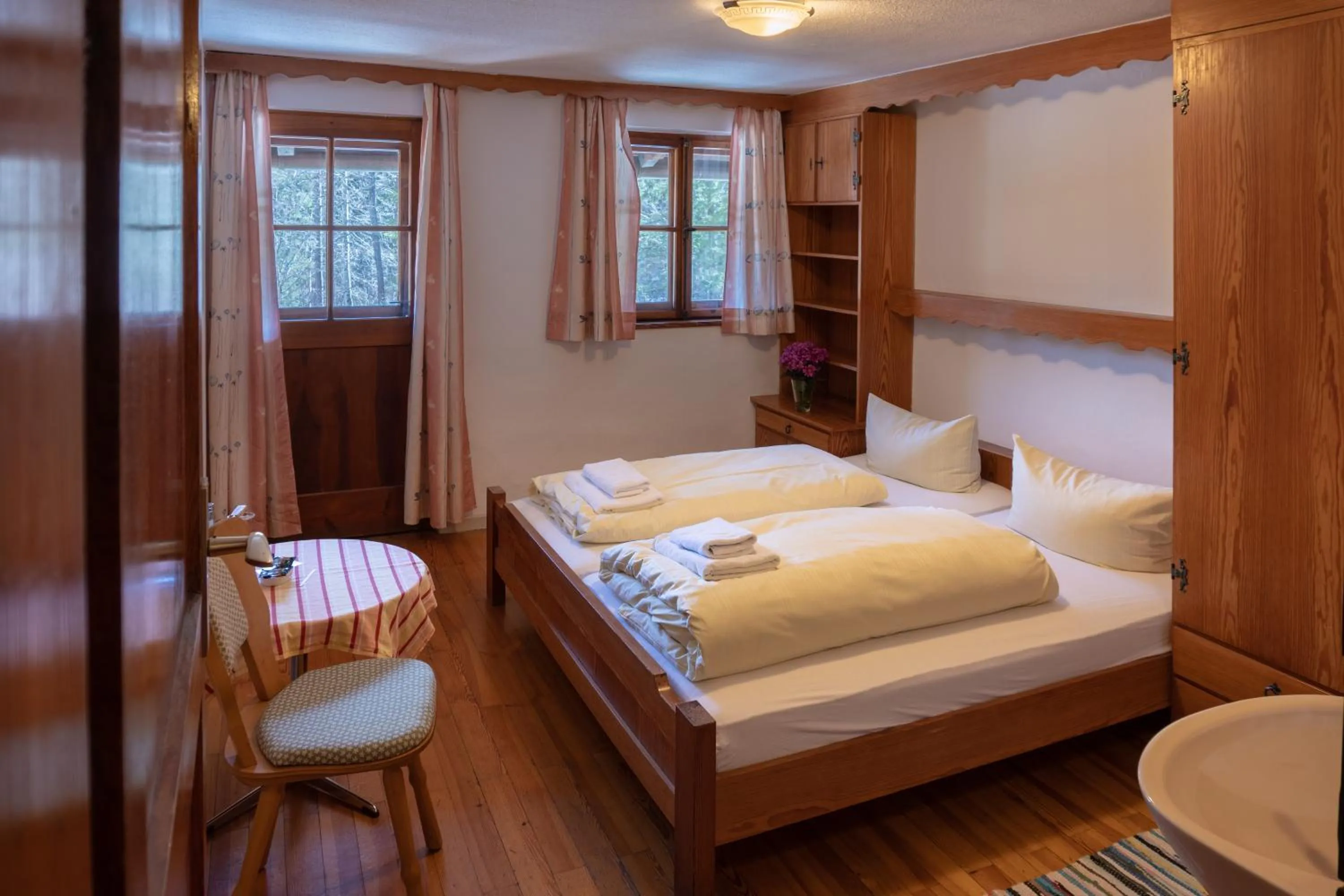 Double Room with Shared Bathroom in Hotel Restaurant Alatsee