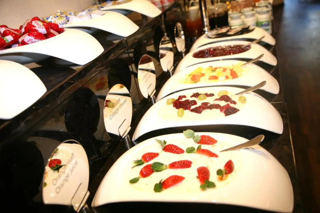 Buffet breakfast in Hotel Favor