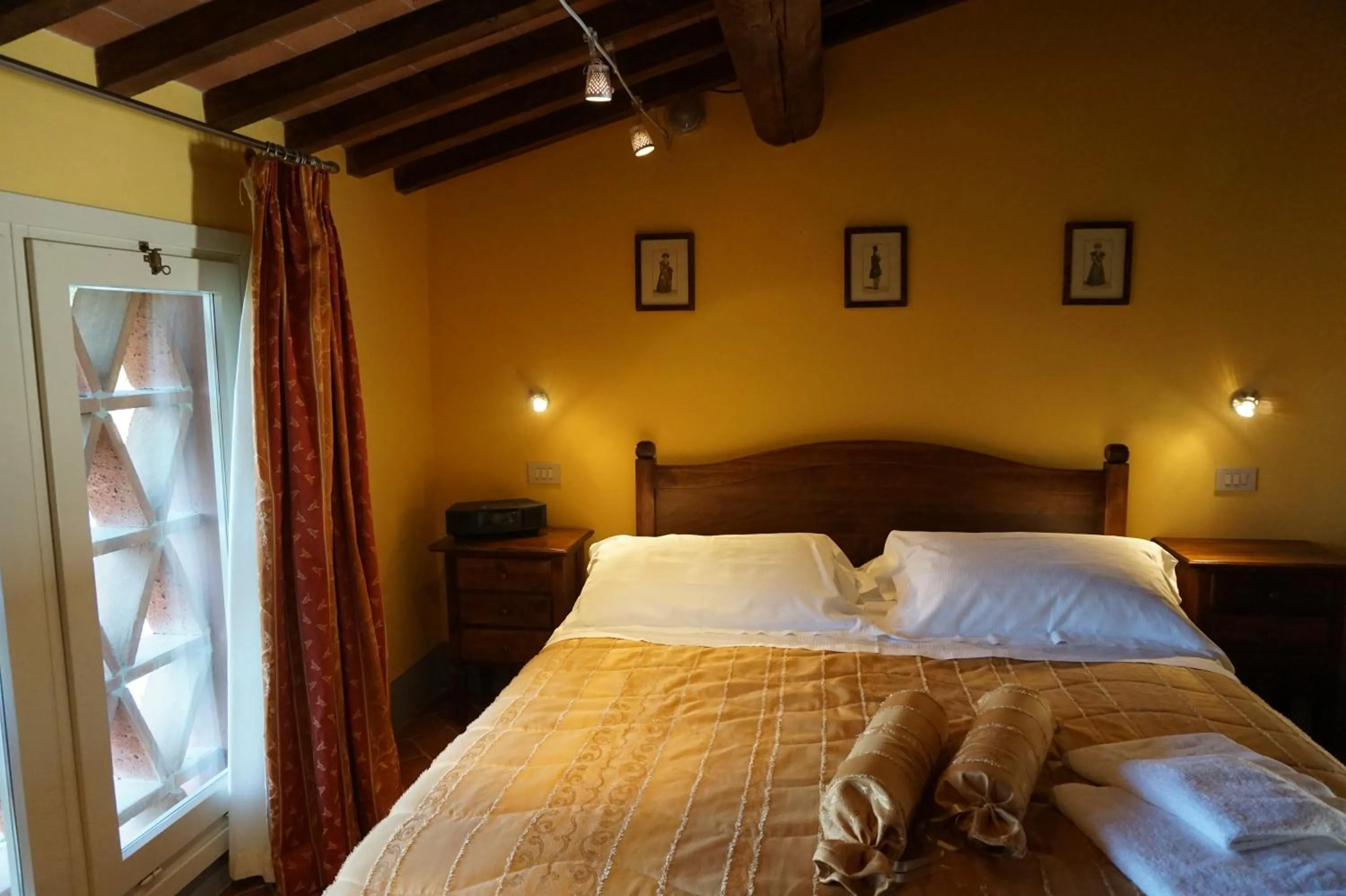 Bedroom, Bed in Borgo Colleoli Resort