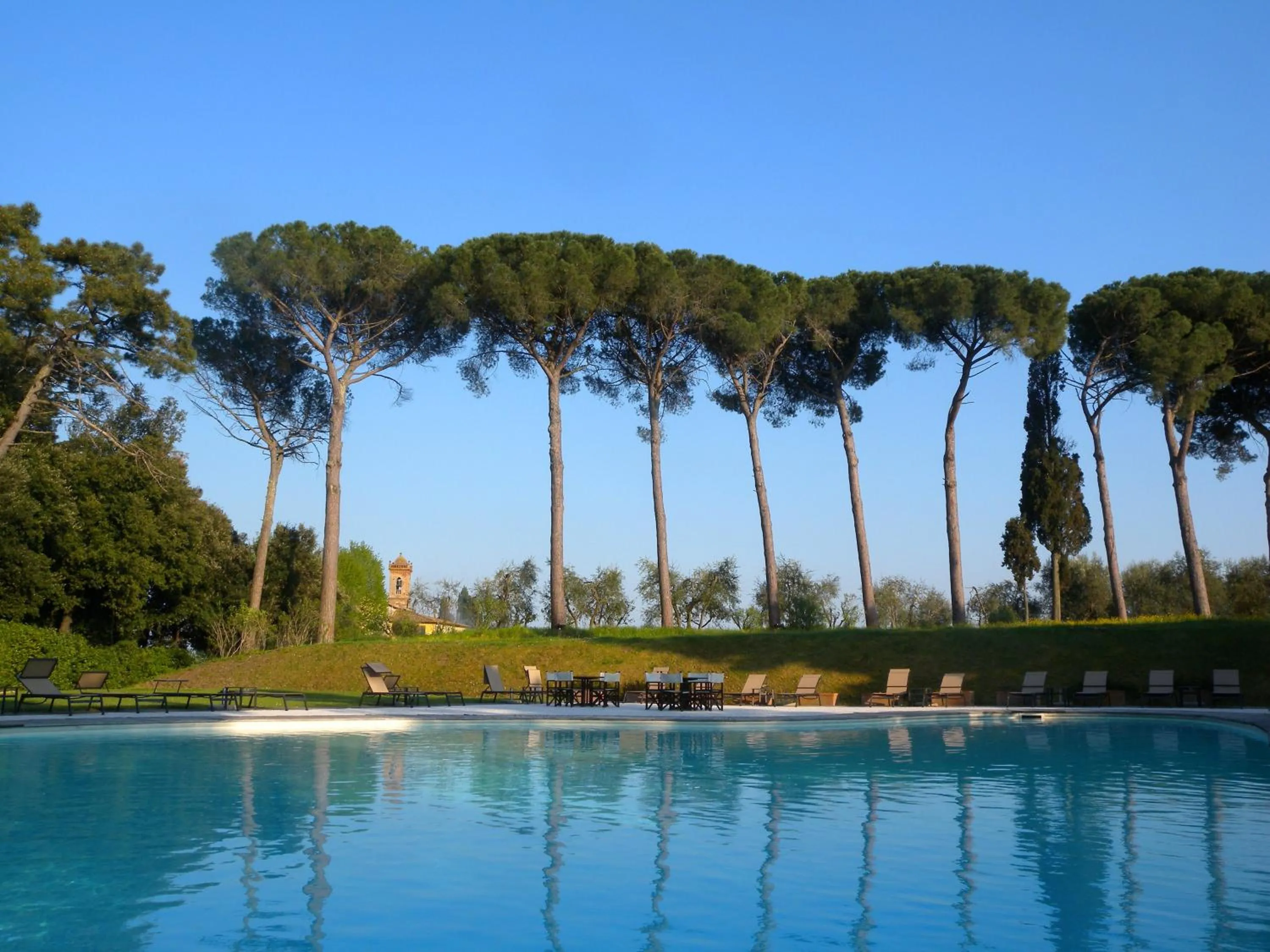 Swimming pool in Borgo Colleoli Resort