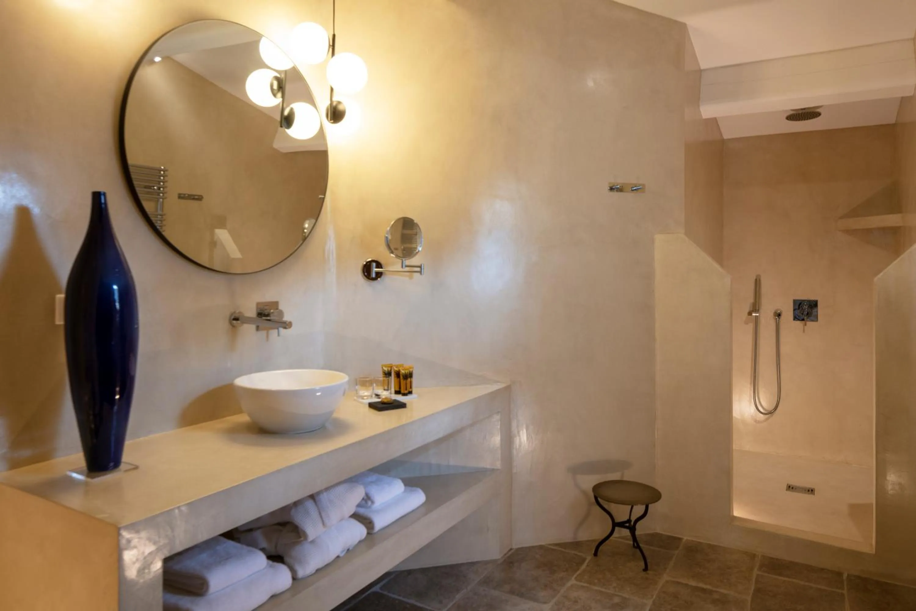 Shower in Hôtel La Dimora & Spa