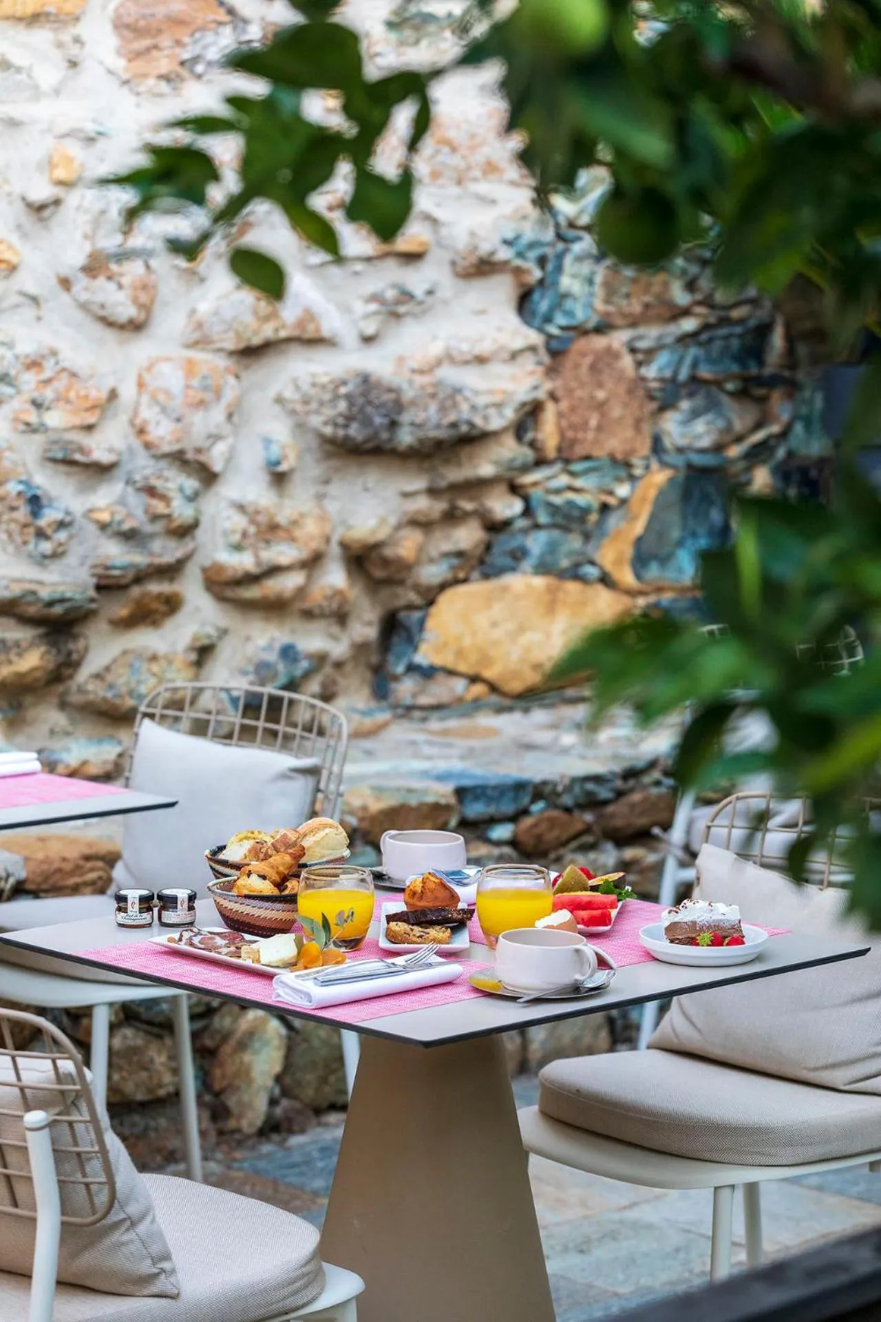 Breakfast in Hôtel La Dimora & Spa