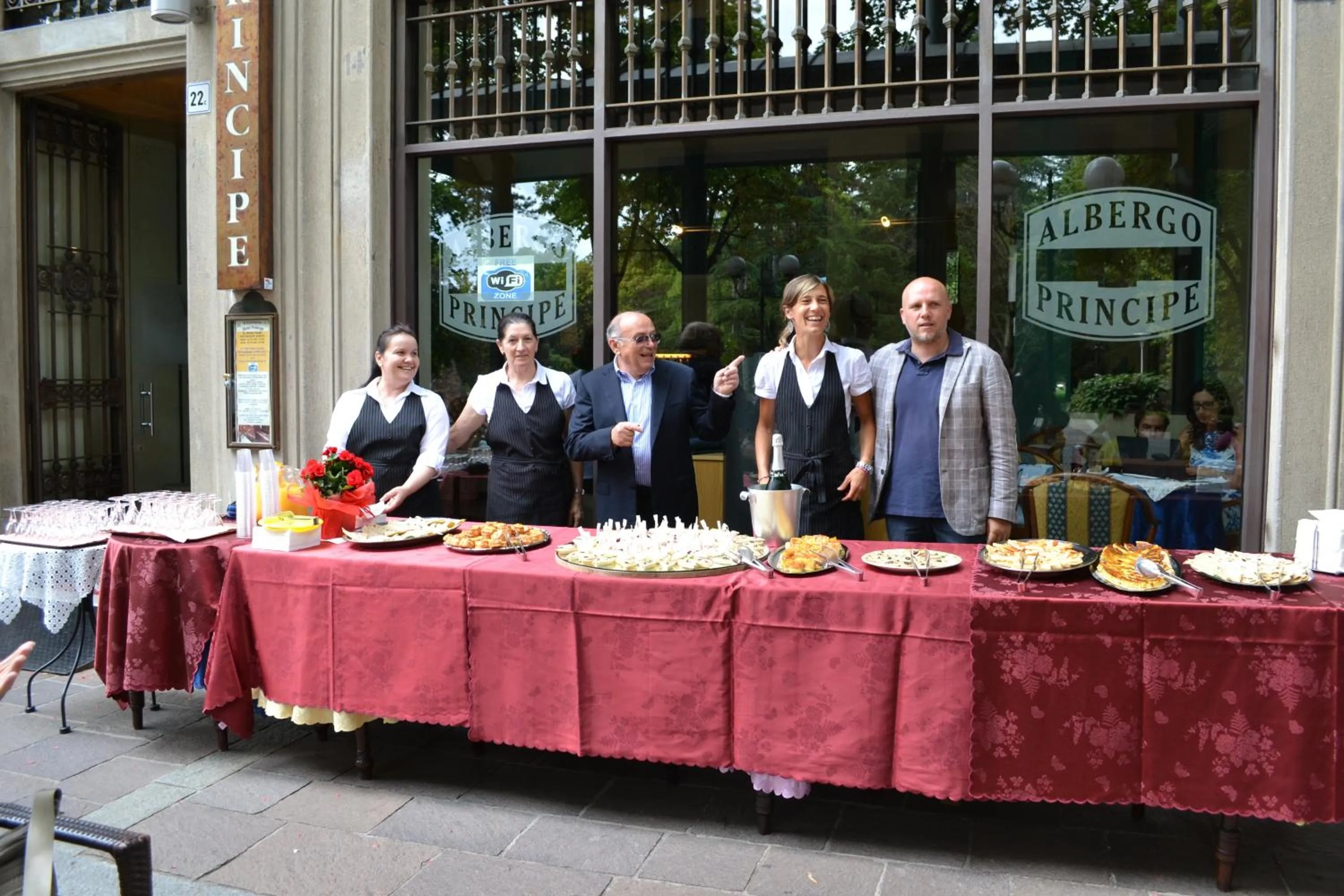Facade/entrance in Hotel Principe