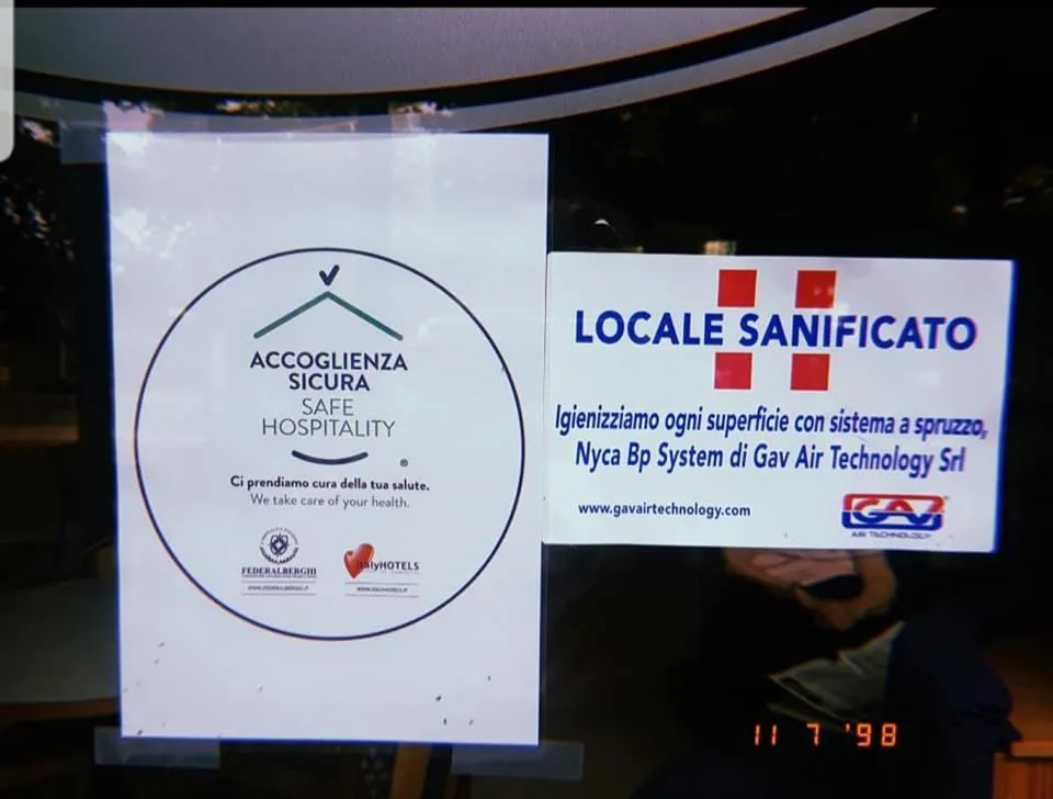 Communal lounge/ TV room in Hotel Principe