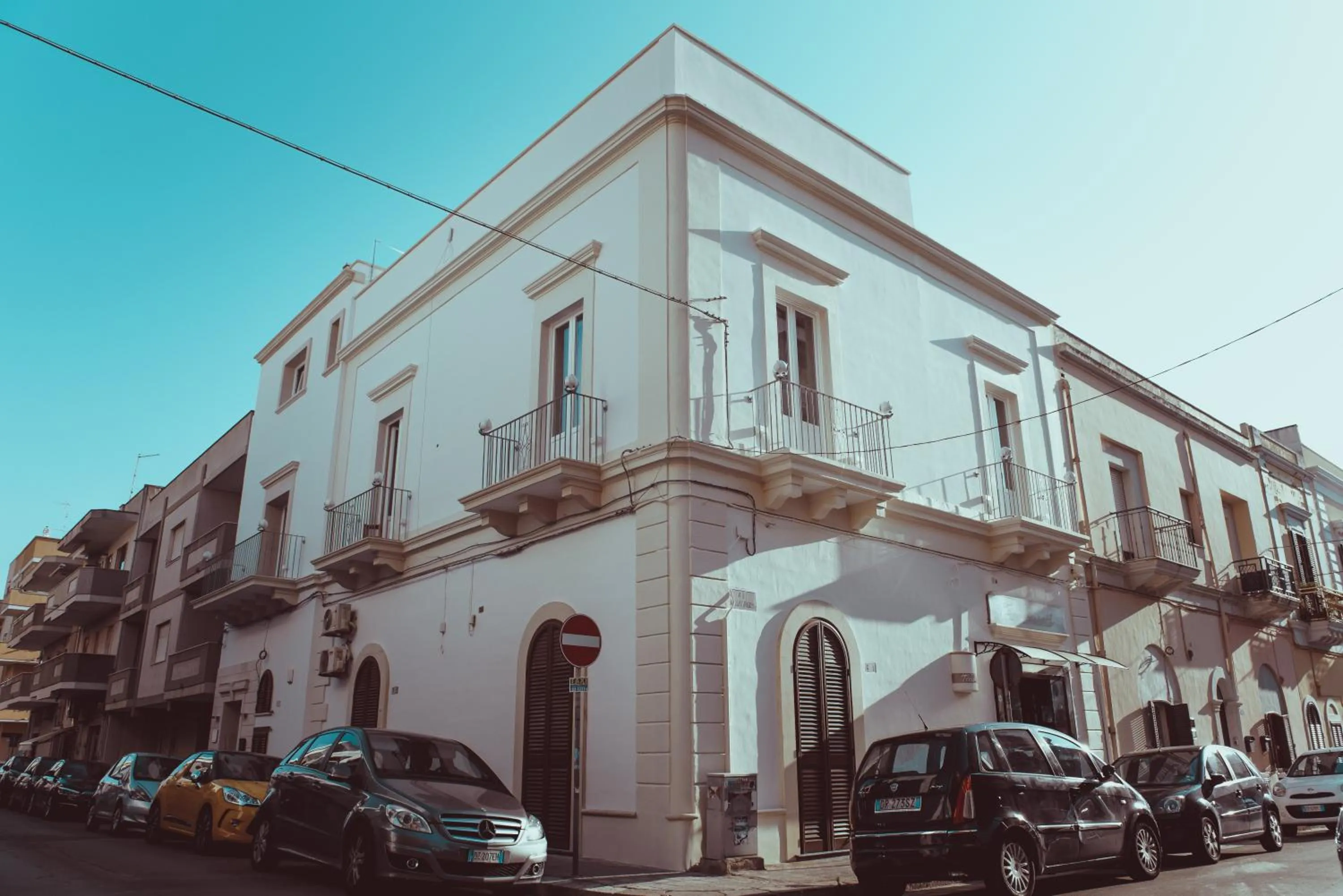 Facade/entrance in La Dimora di Teti