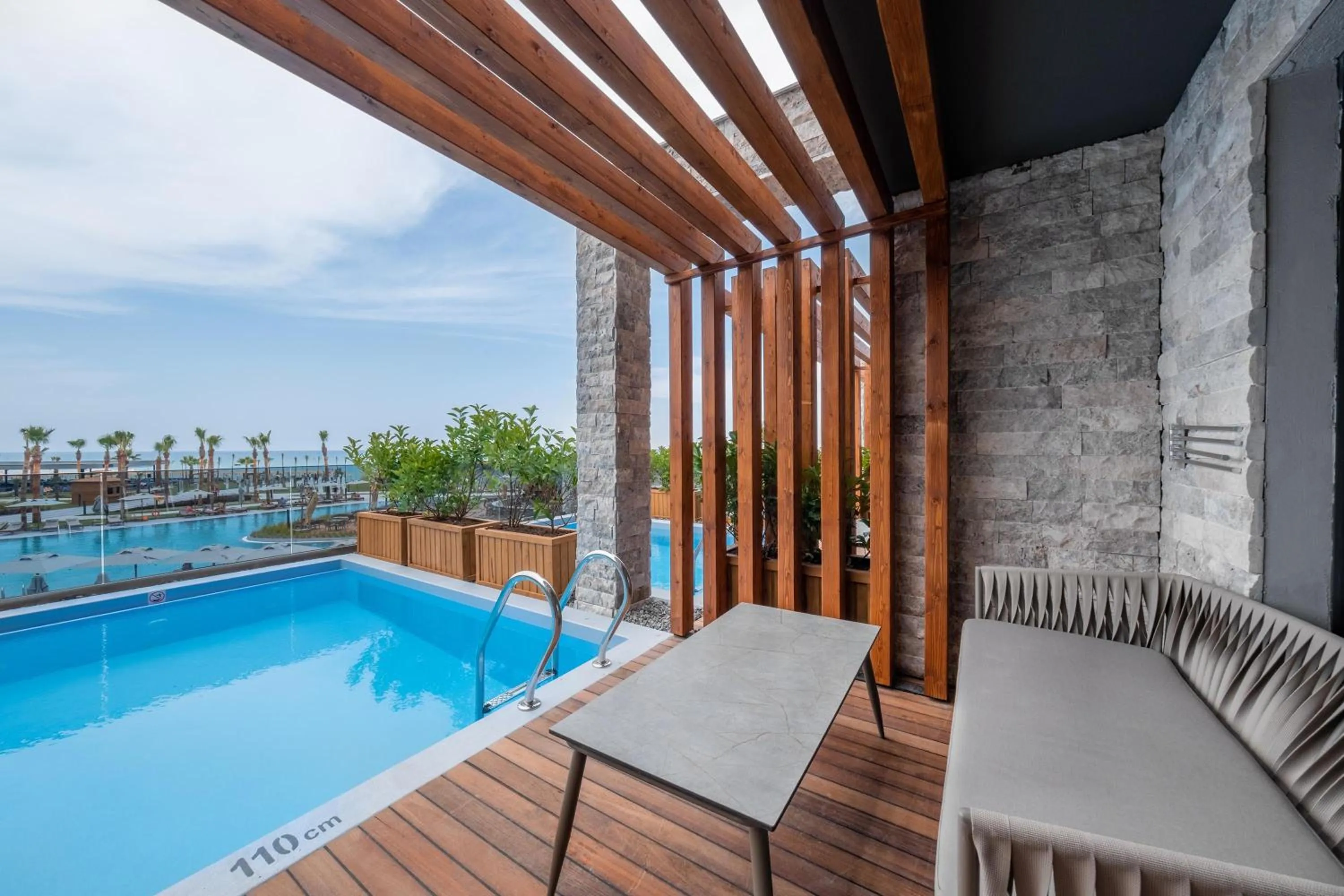 Balcony/Terrace in Lago Hotel