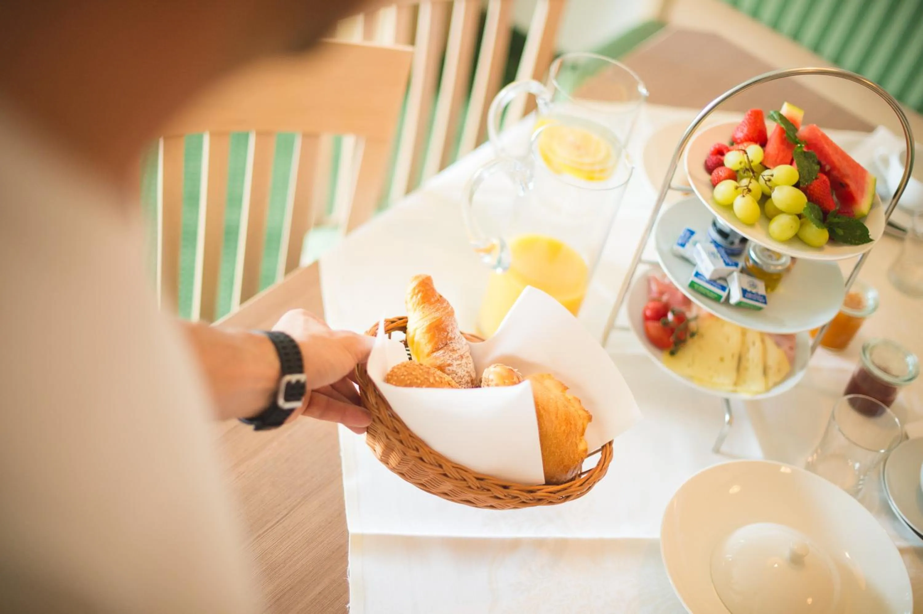 Breakfast in Apartmenthotel Ritterhof Suites & Breakfast