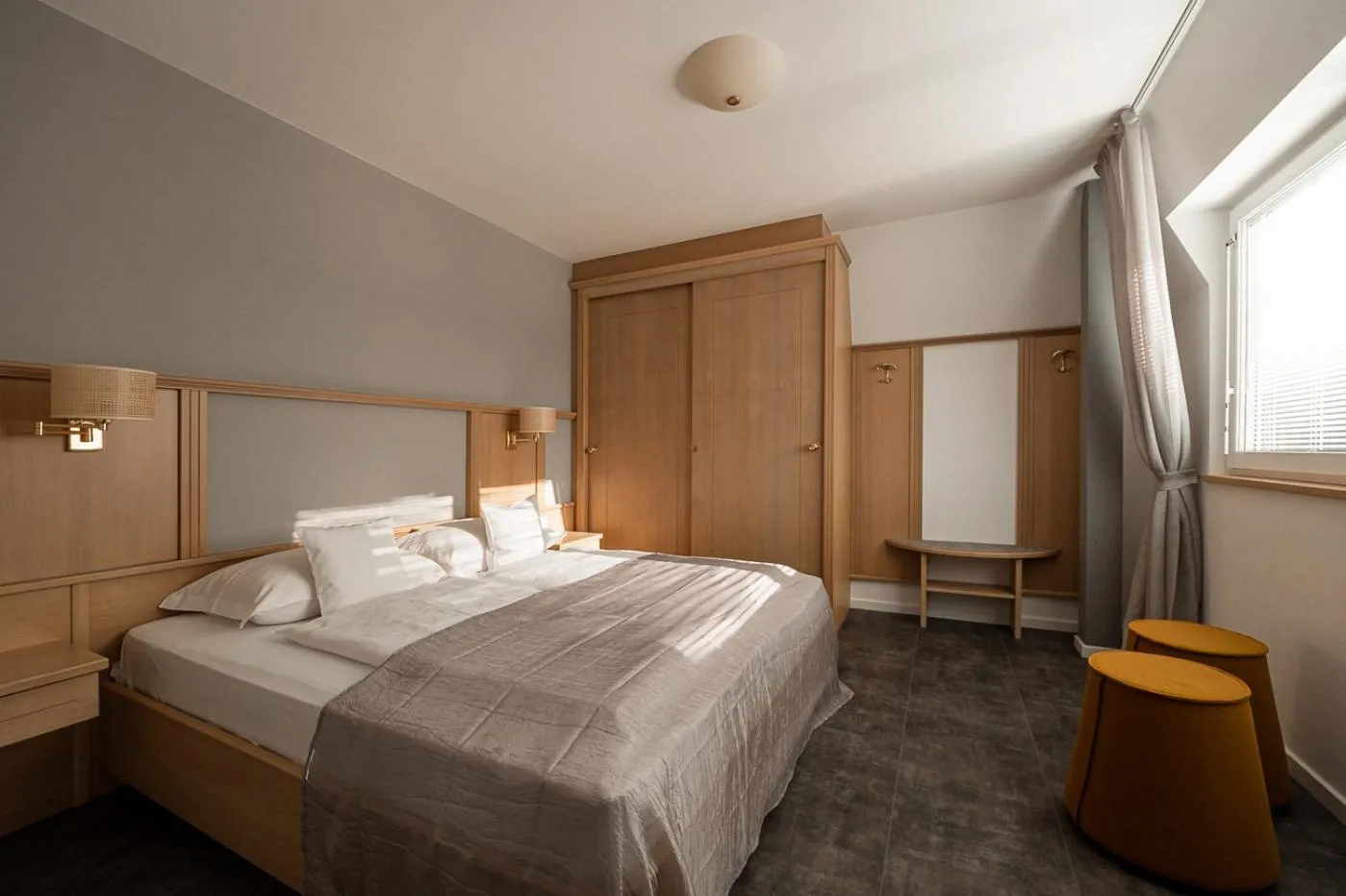 Bed in Apartmenthotel Ritterhof Suites & Breakfast