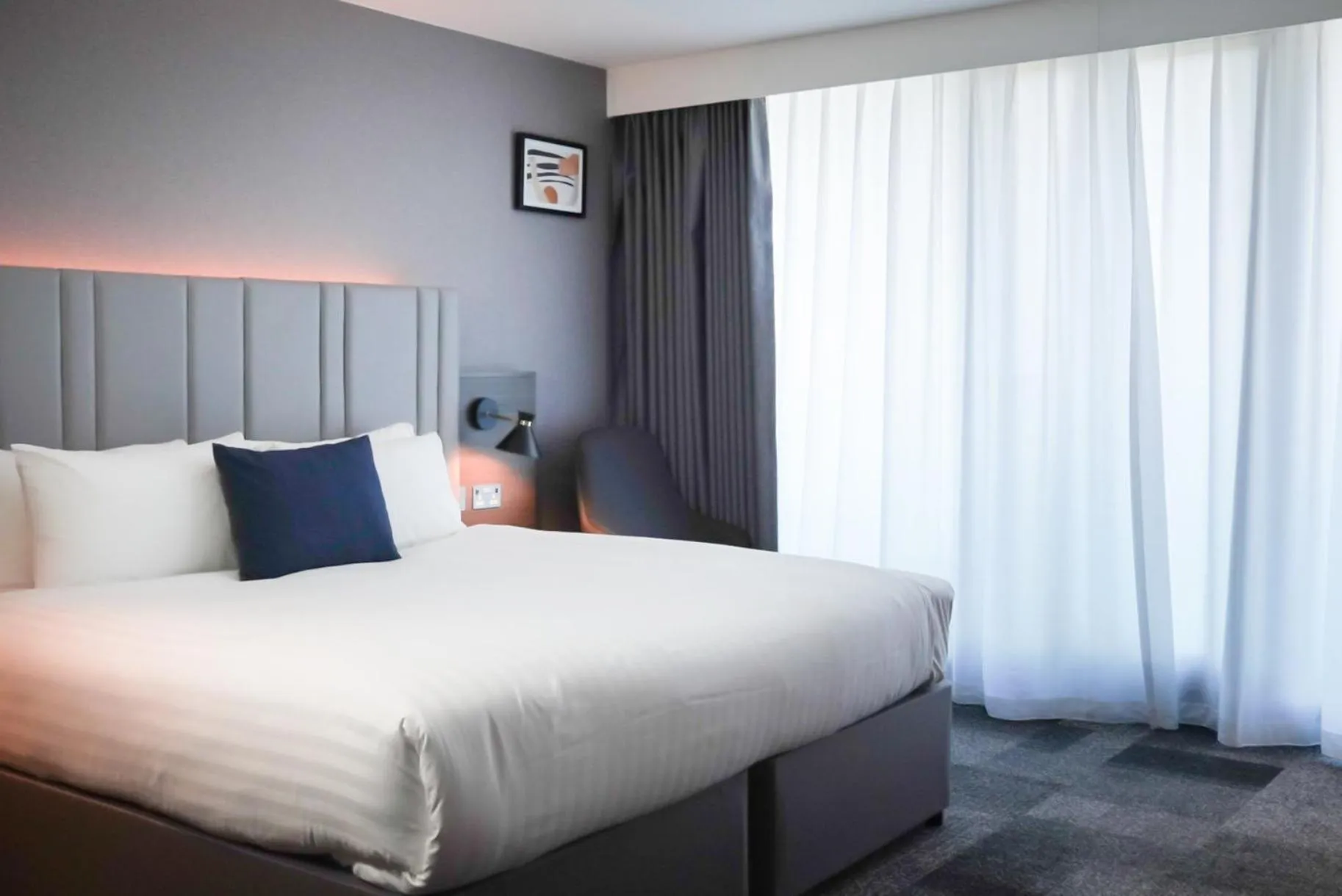 Photo of the whole room, Bed in Crowne Plaza London - Kingston by IHG