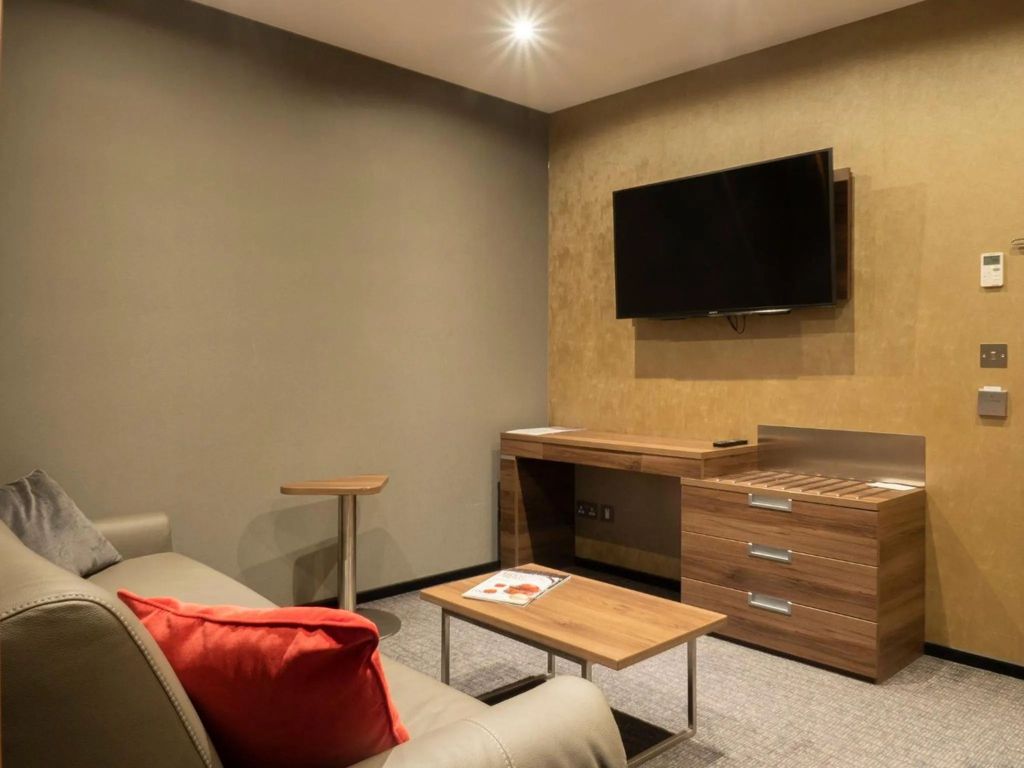 Bedroom in Crowne Plaza London - Kingston by IHG