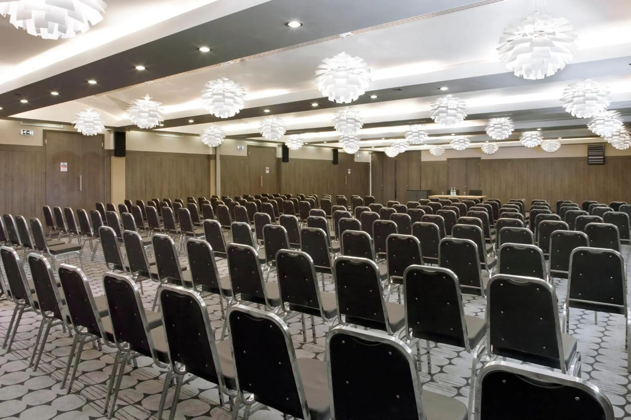Meeting/conference room in Crowne Plaza London - Kingston by IHG