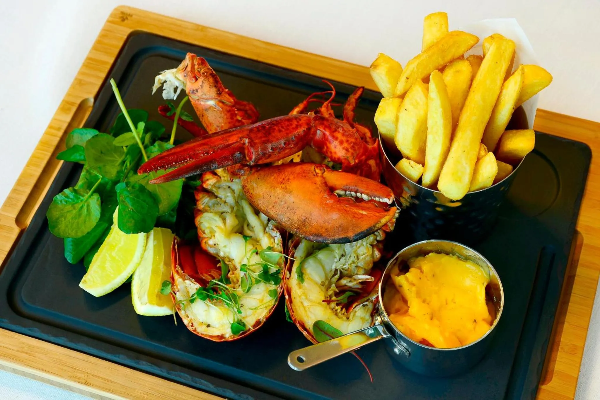 Restaurant/places to eat in Crowne Plaza London - Kingston by IHG