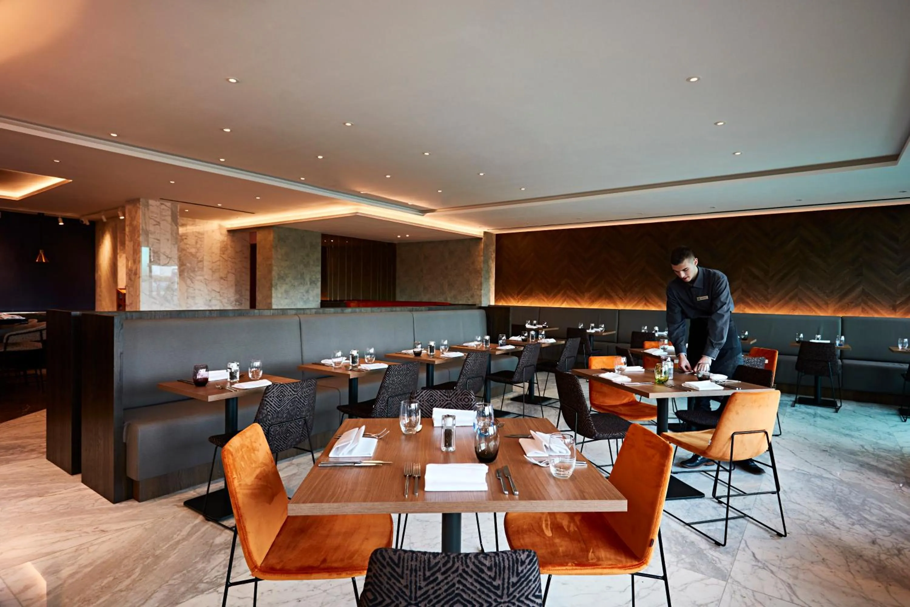 Restaurant/places to eat in Crowne Plaza London - Kingston by IHG