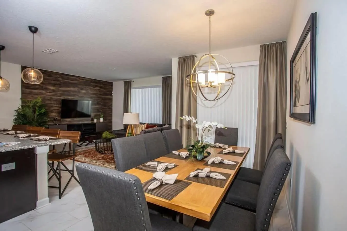 Four Bedrooms at StoreyLakeResort 3063