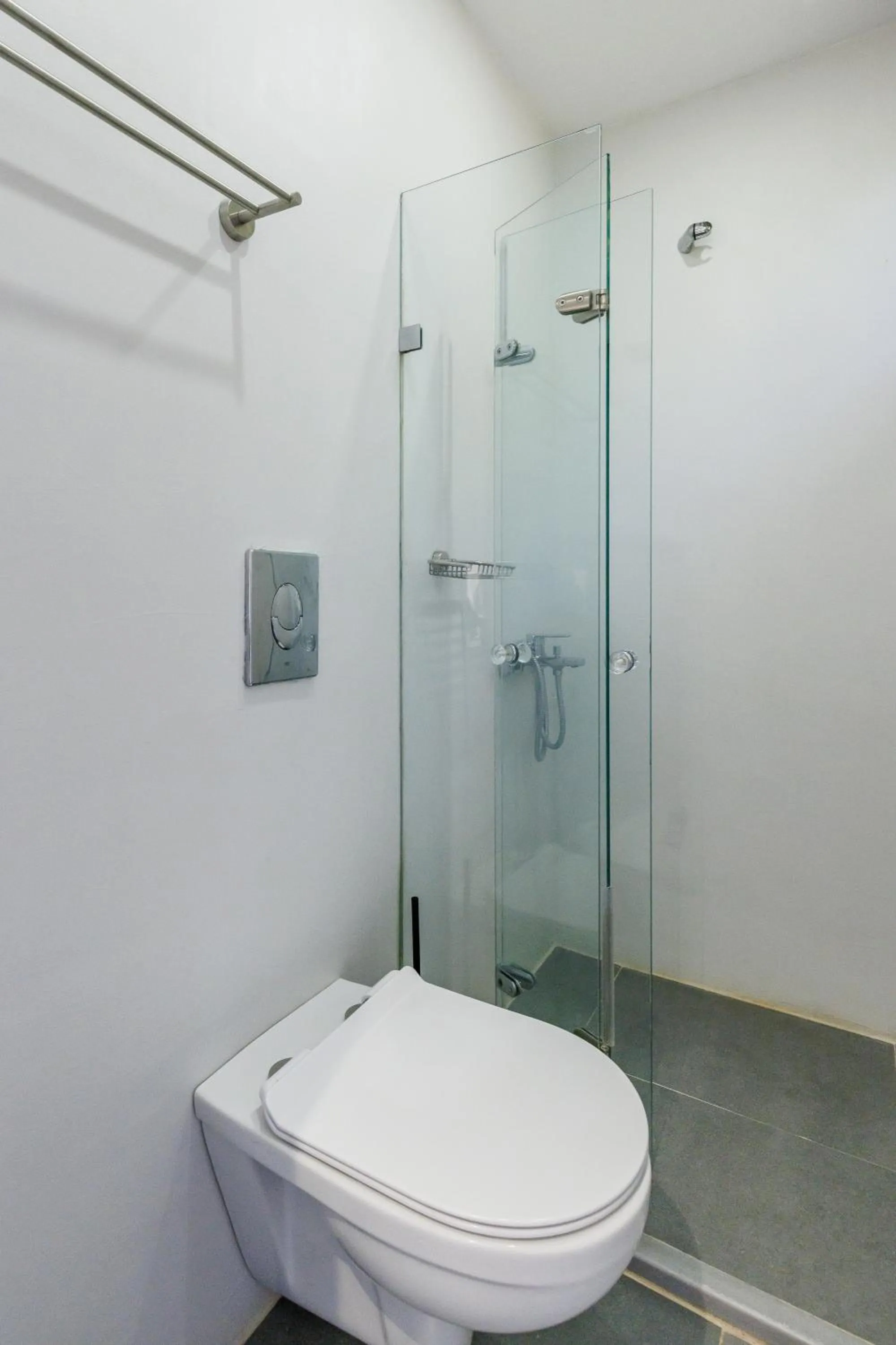 Bathroom in Blue Green Bay