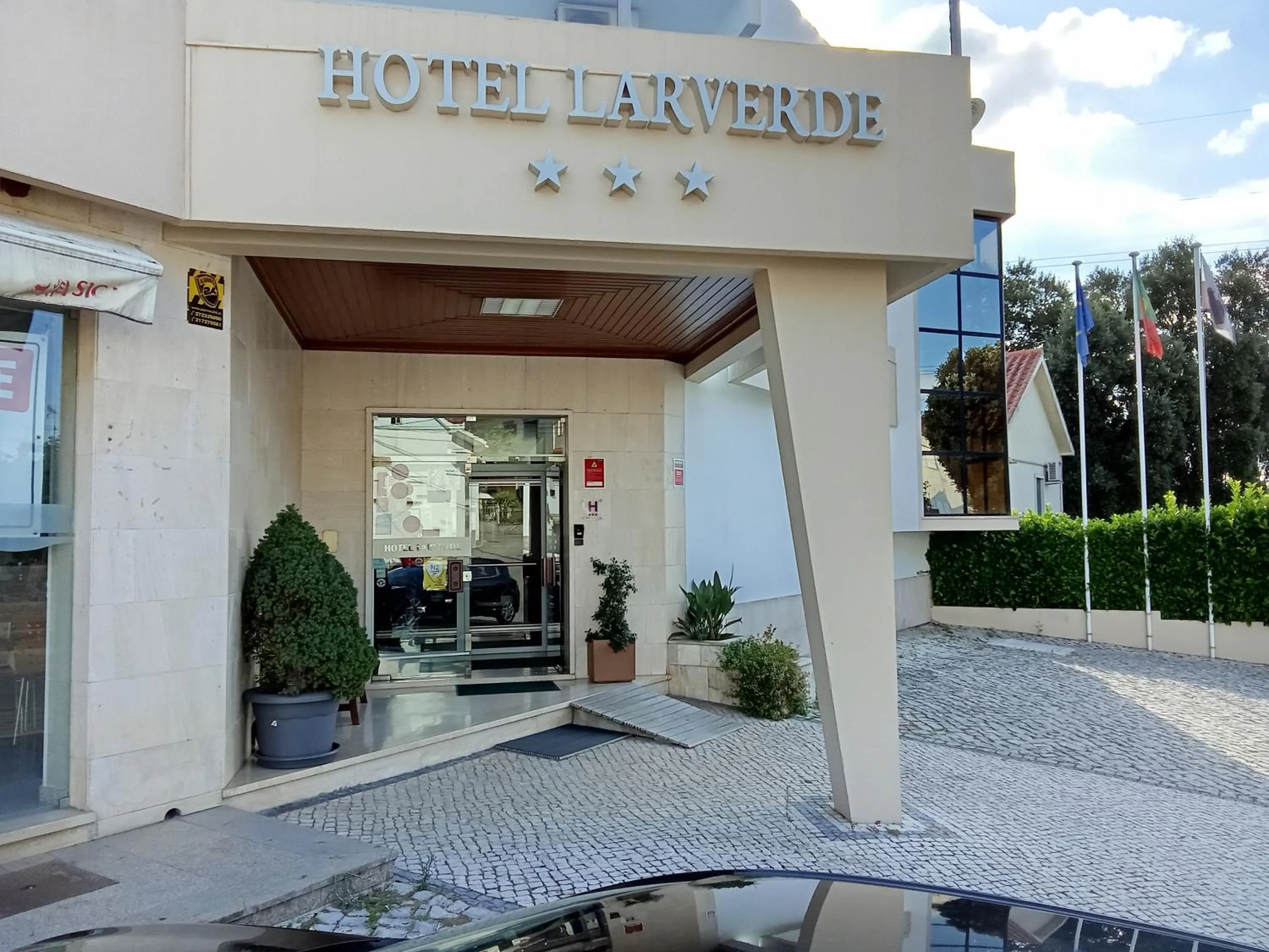 Property building in Hotel Larverde