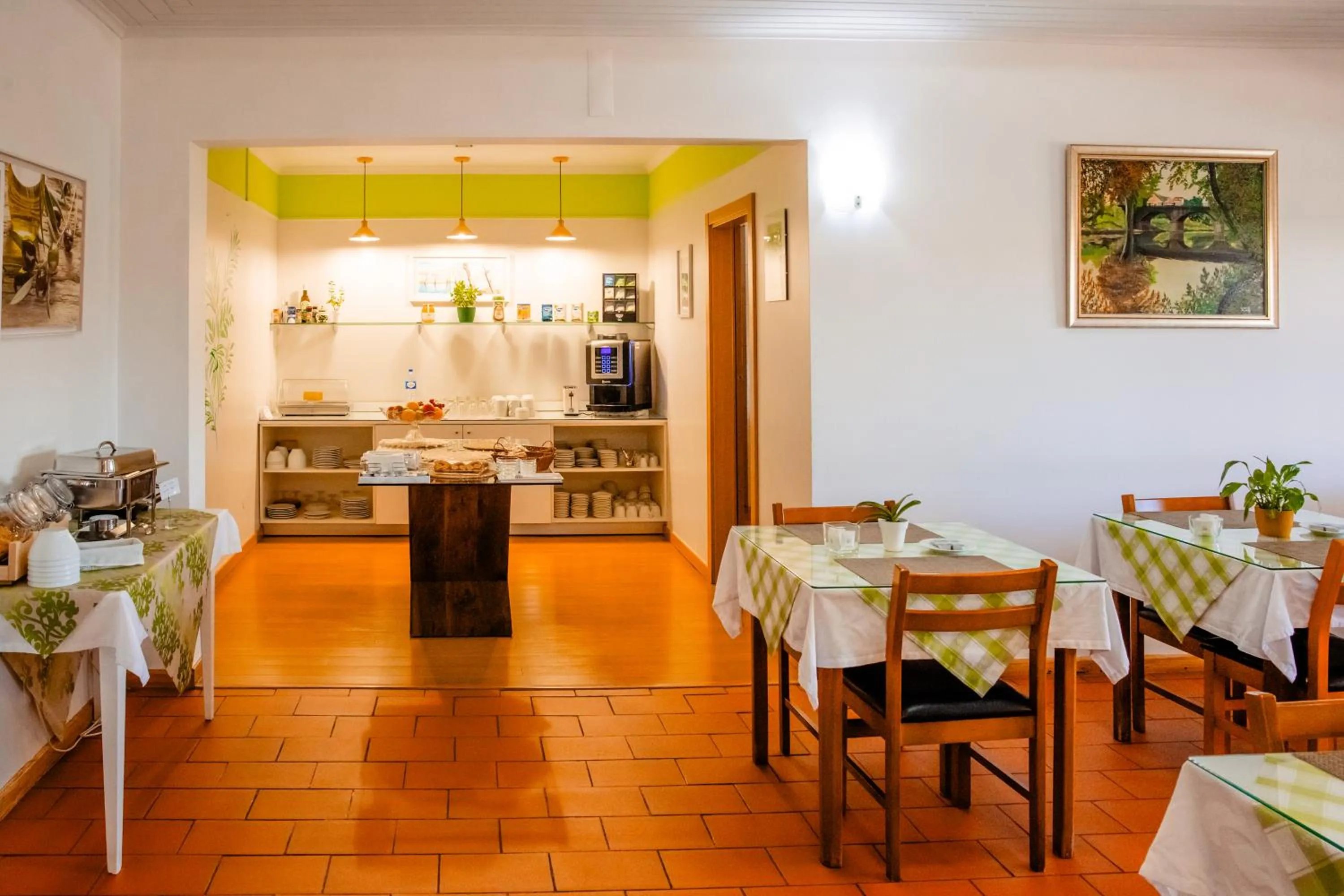 Food and drinks in Hotel Larverde