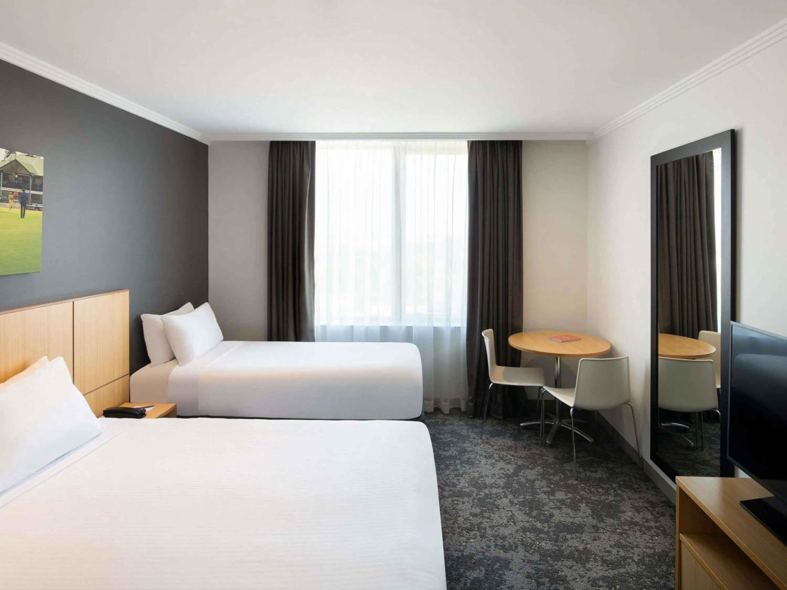 Bedroom, Bed in Mercure Sydney Bankstown