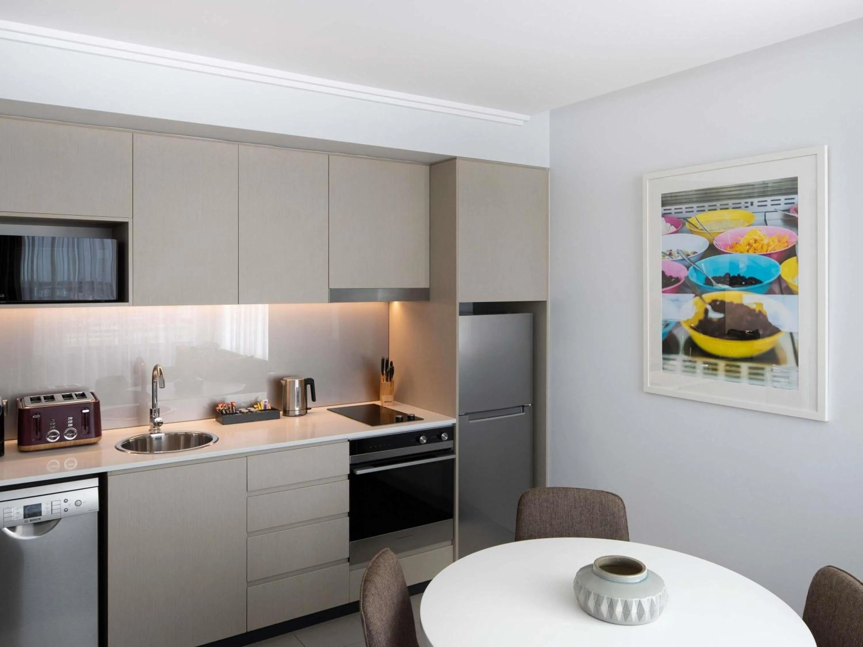 Bedroom in Mercure Sydney Bankstown