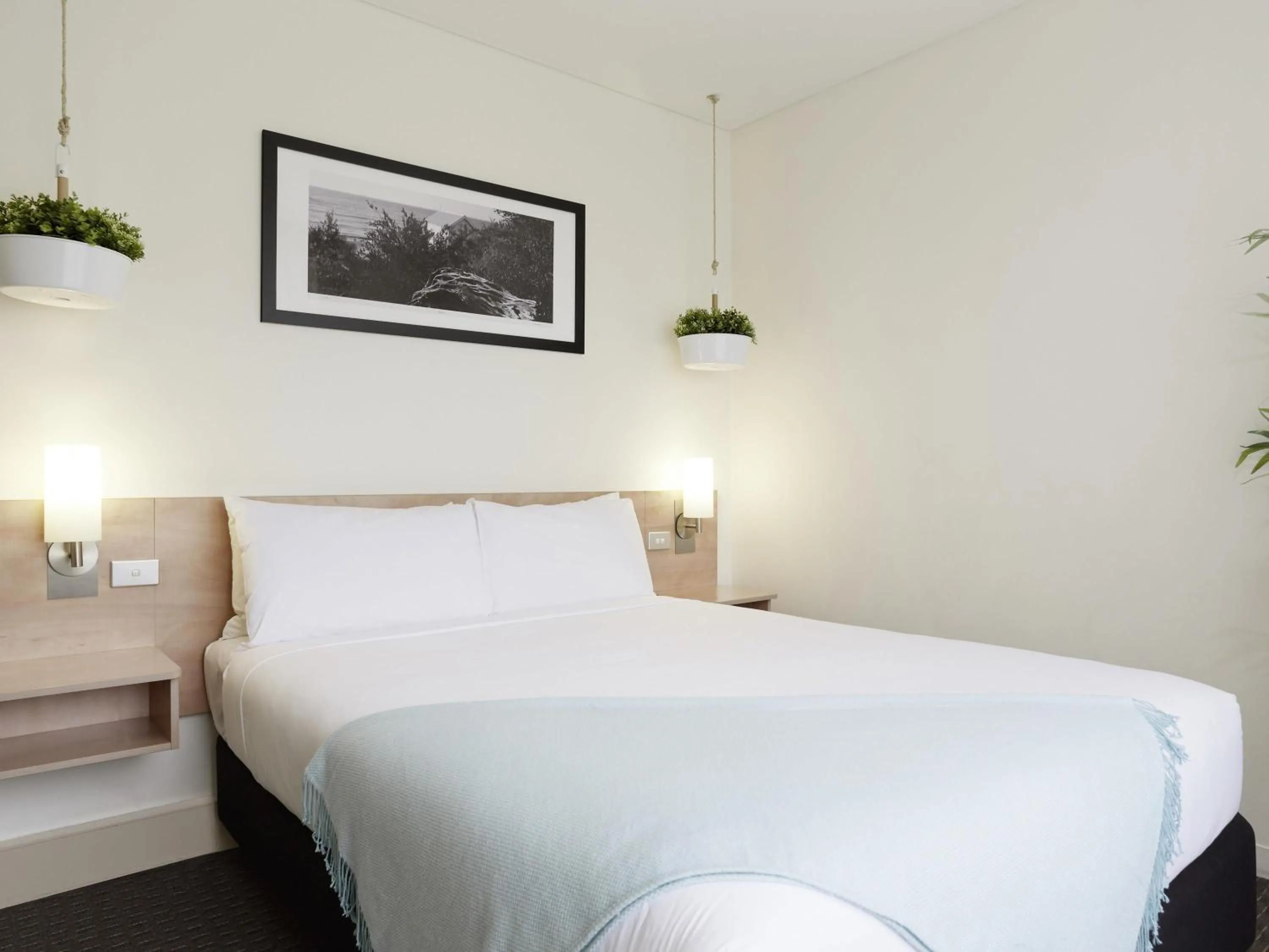 Bedroom, Bed in ibis Melbourne Hotel and Apartments