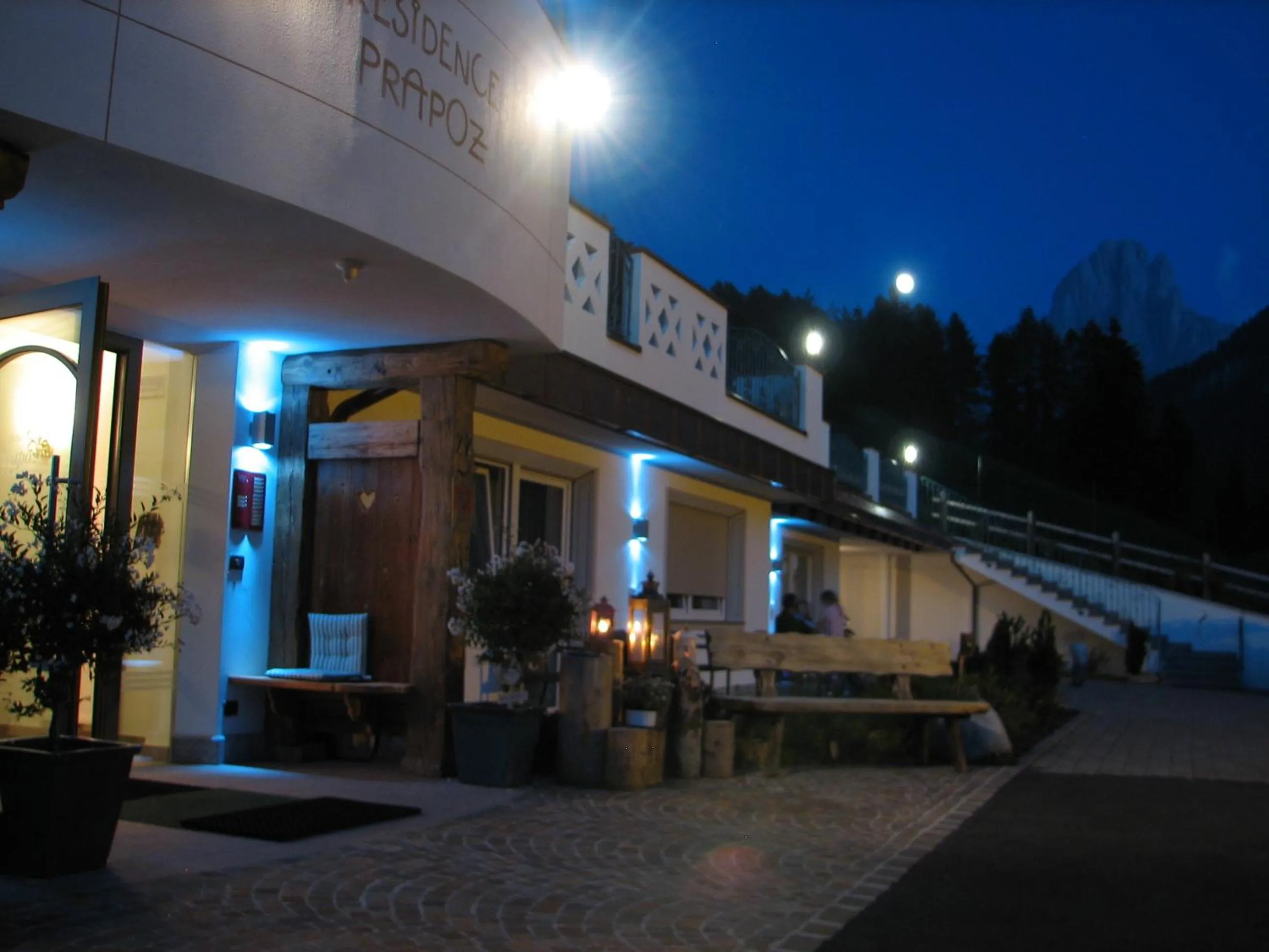 Facade/entrance in Residence Prapoz