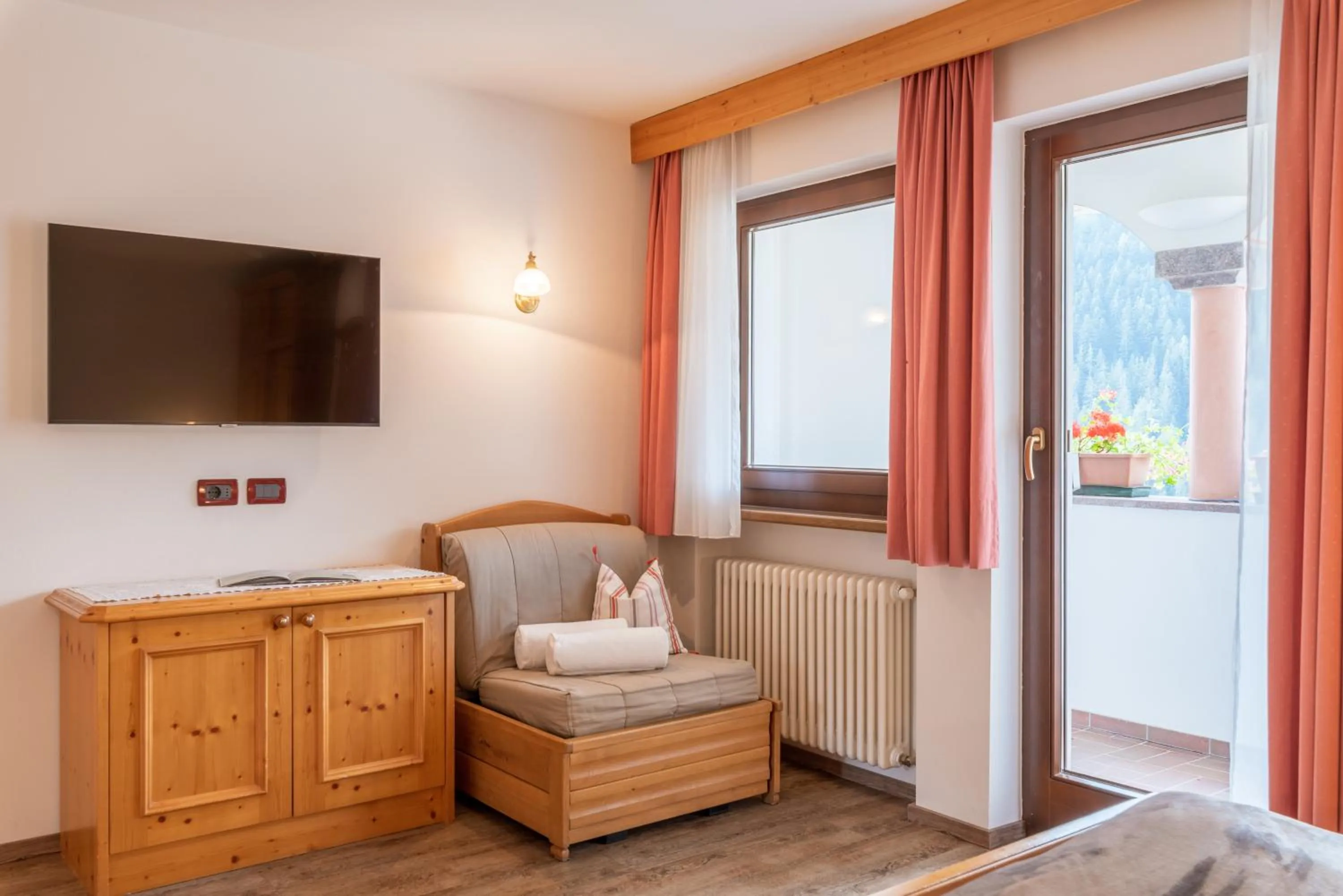 Bed in Residence Prapoz