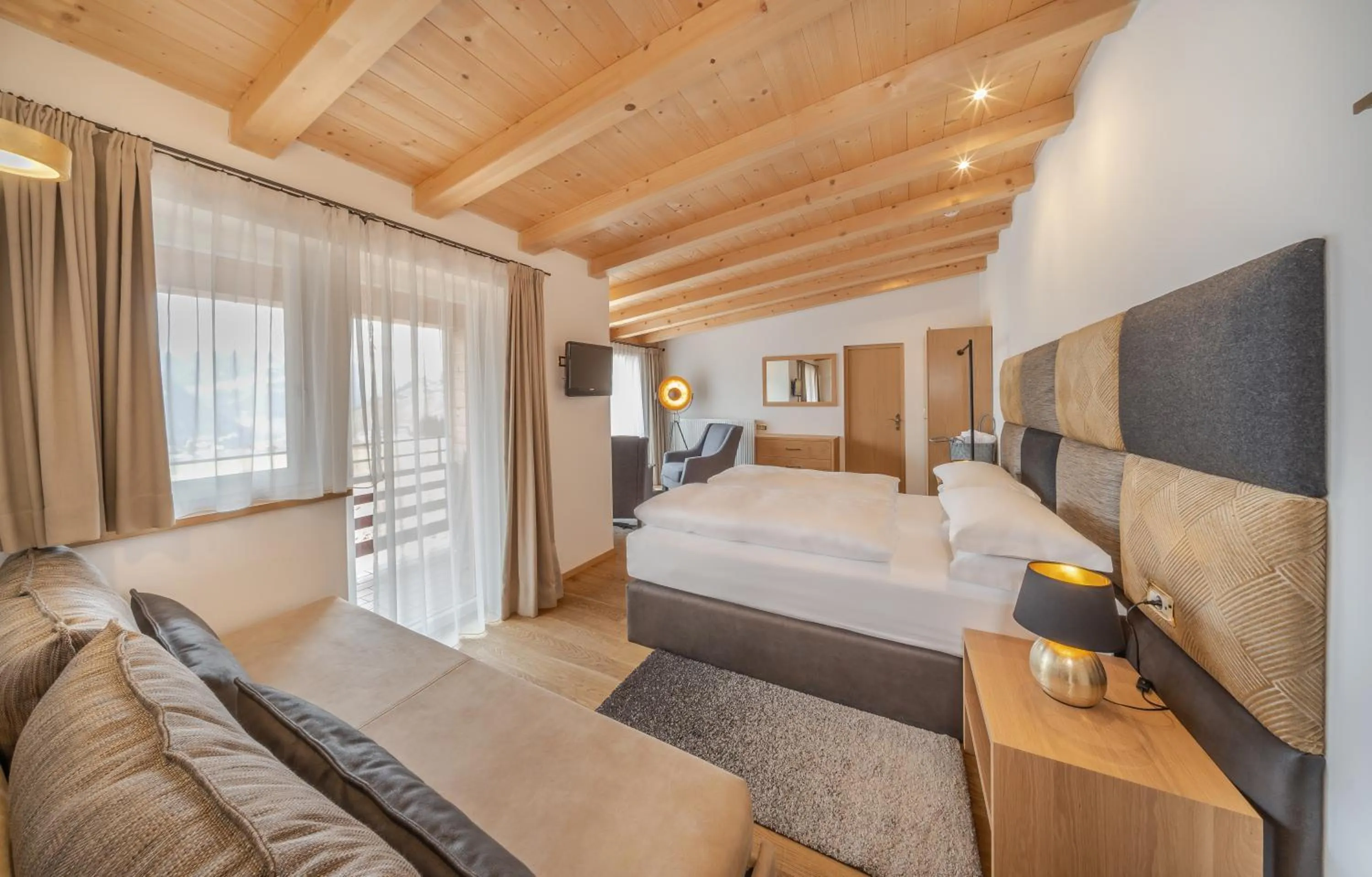 Photo of the whole room, Bed in Hotel Rodella