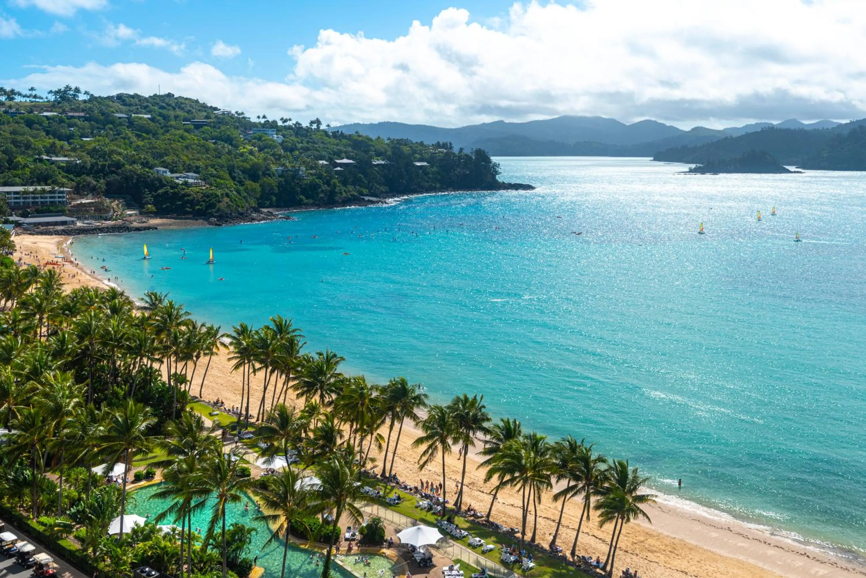 Beach in Lagoon Beachfront Lodge 202 on Hamilton Island by HamoRent
