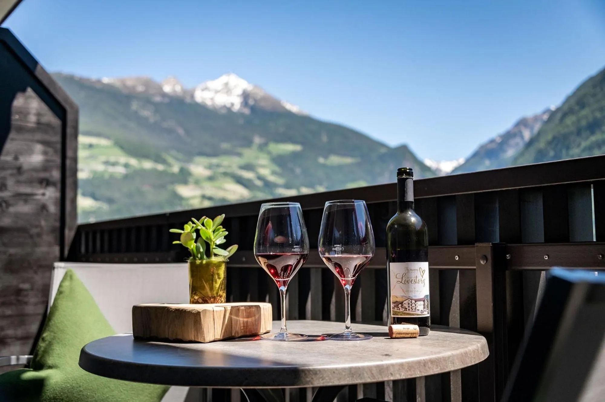 Property building in Vitaurina Royal Hotel