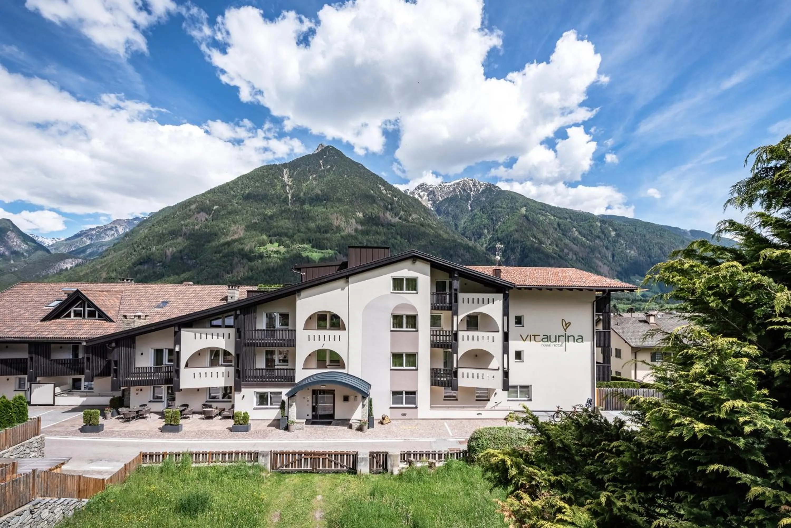 Vitaurina Royal Hotel