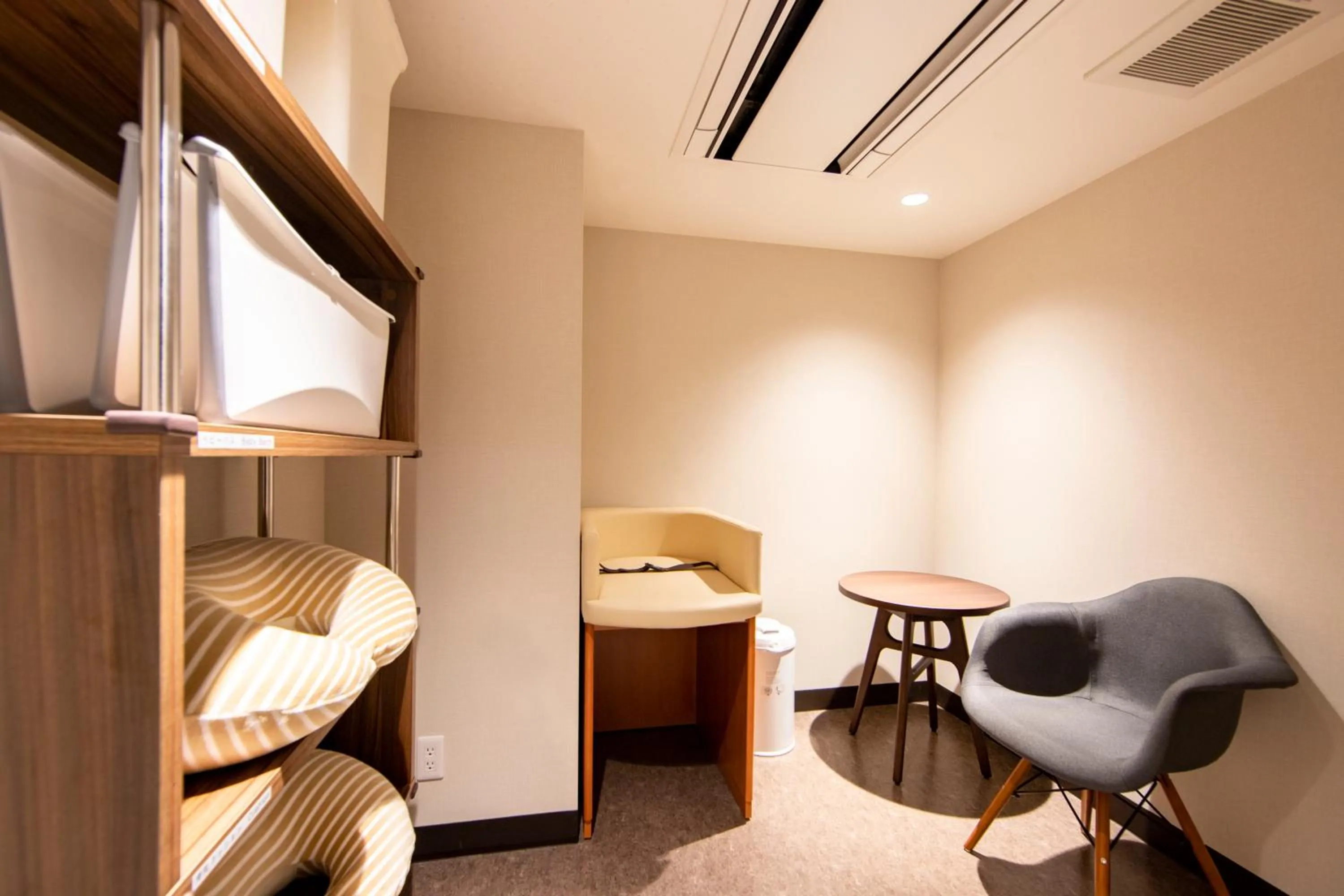 Other, Bed in karaksa hotel TOKYO STATION