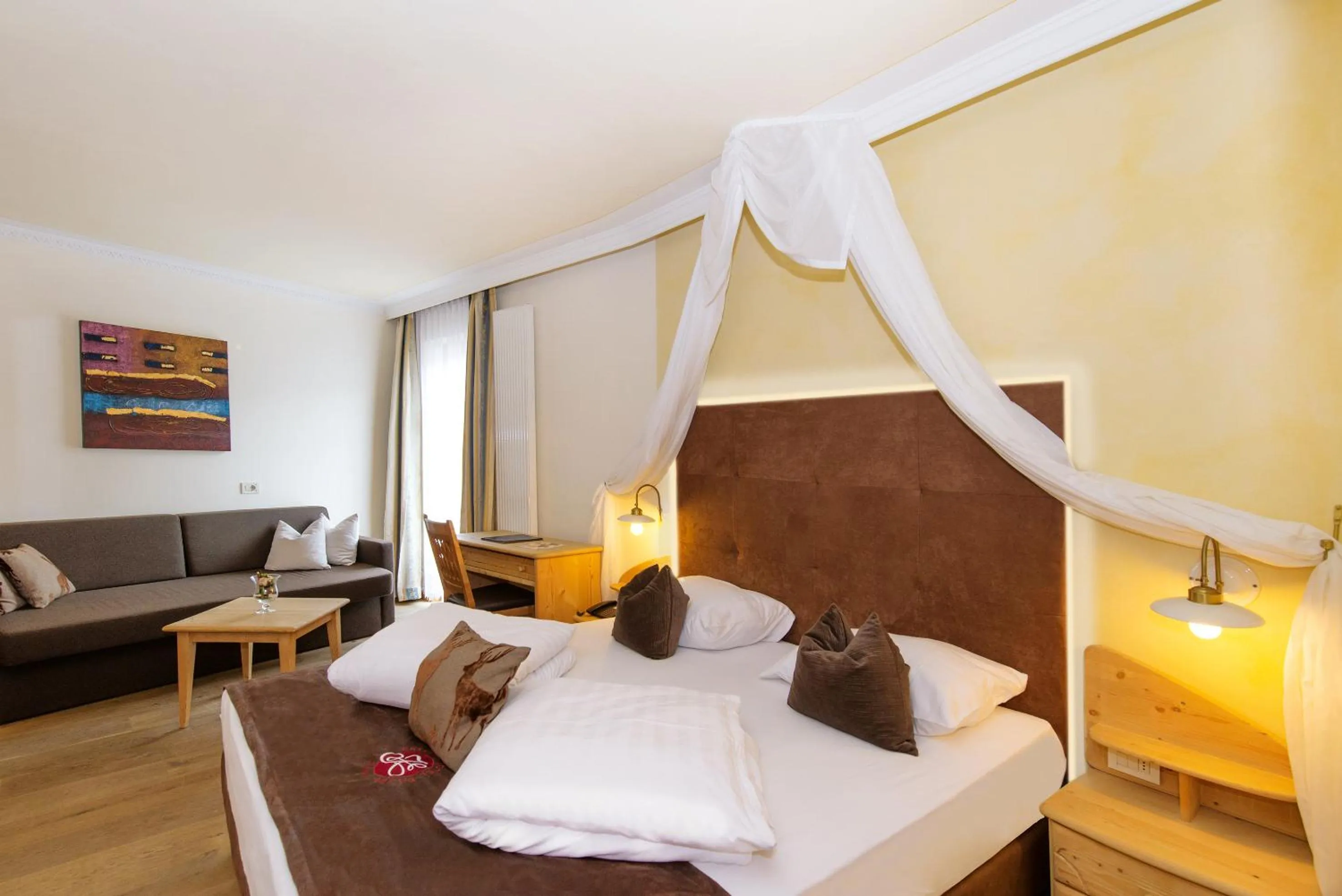 Photo of the whole room, Bed in Hotel Engel